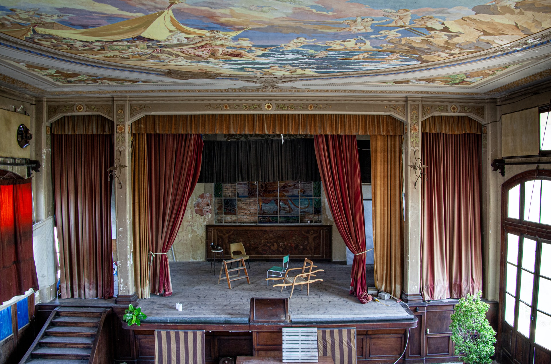 Teatro é palco das produções de literatura de caráter cômico