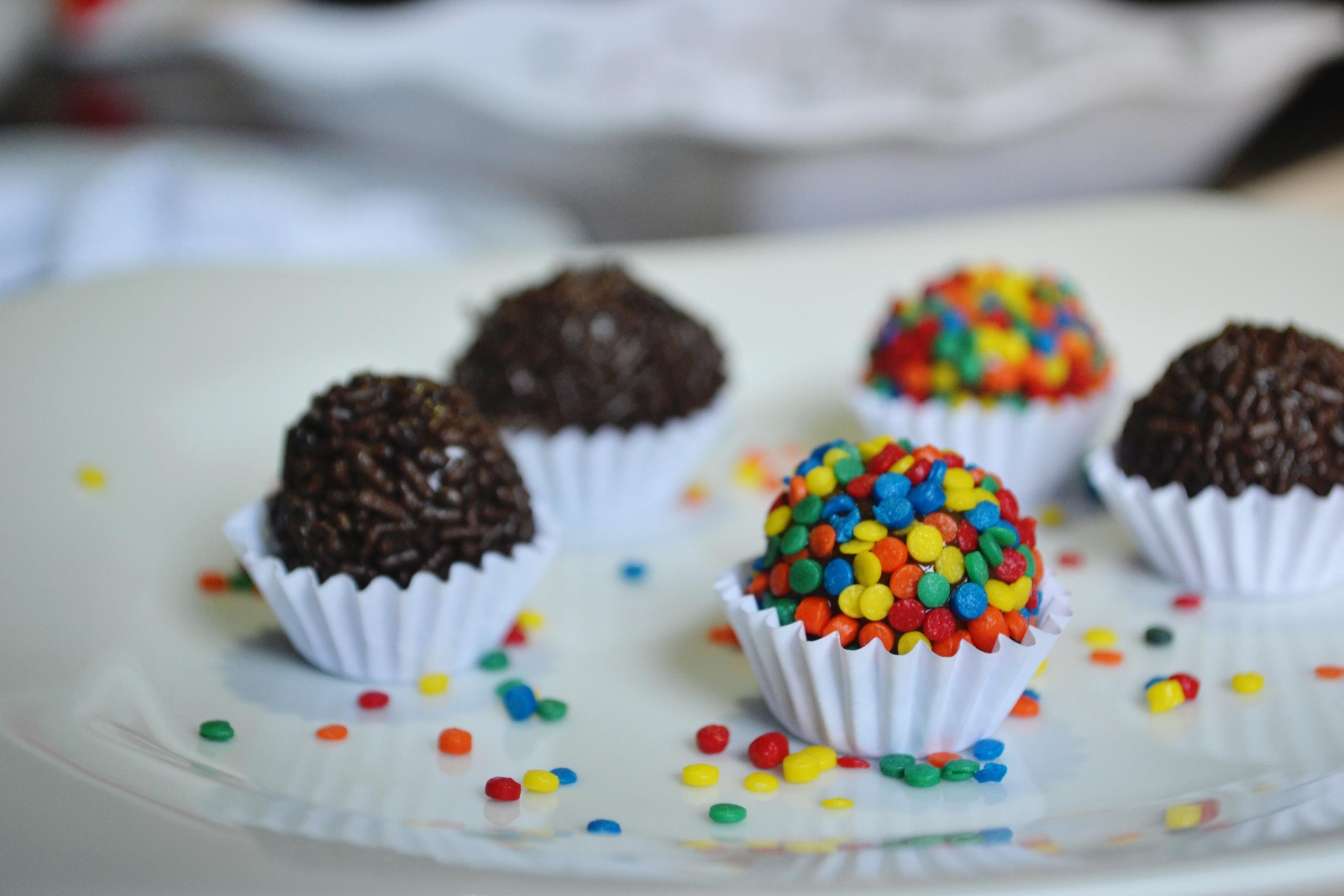 Brigadeiro de chocolate.