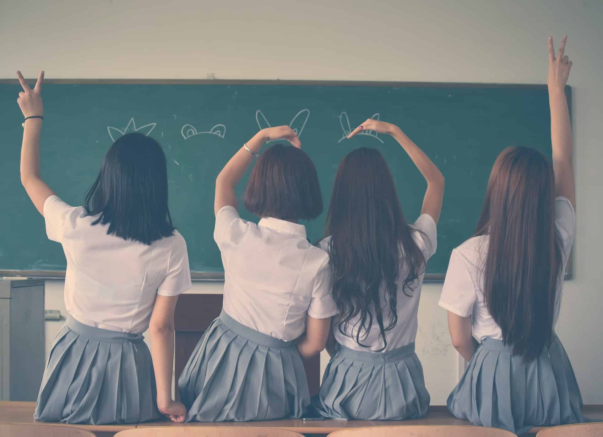 Alunas em sala de aula