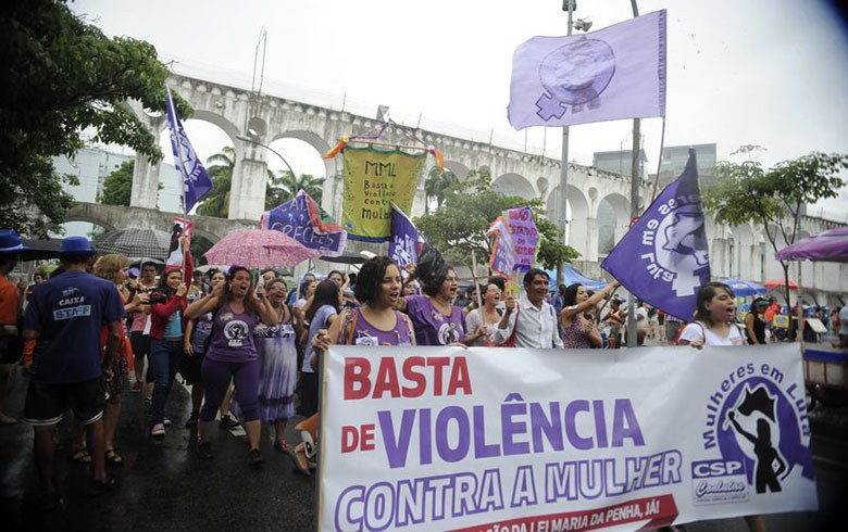 Protesto contra a violência doméstica e mortes femininas