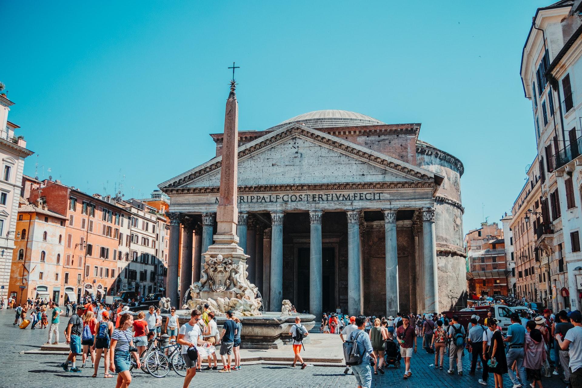 Fachado do Panteon de Roma.