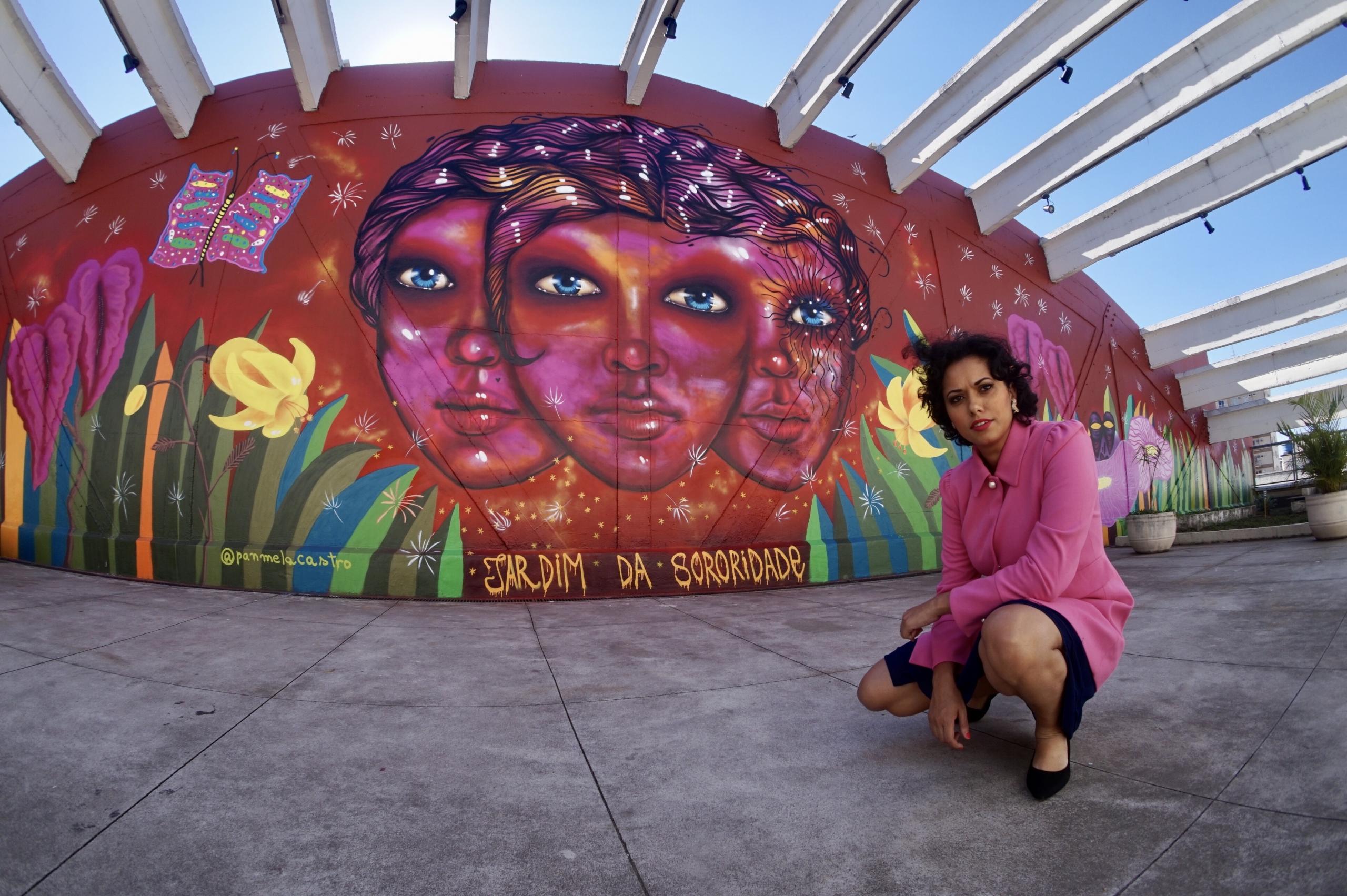 Grafiteira Panmela Castro fala sobre feminismo em Nilópolis