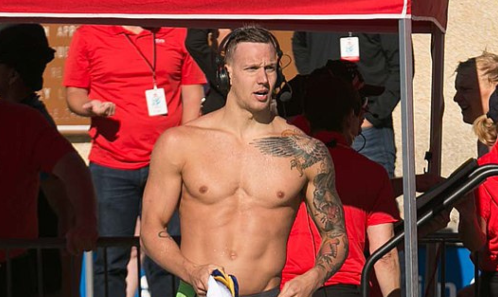Foto do nadador americano Caeleb Dressel