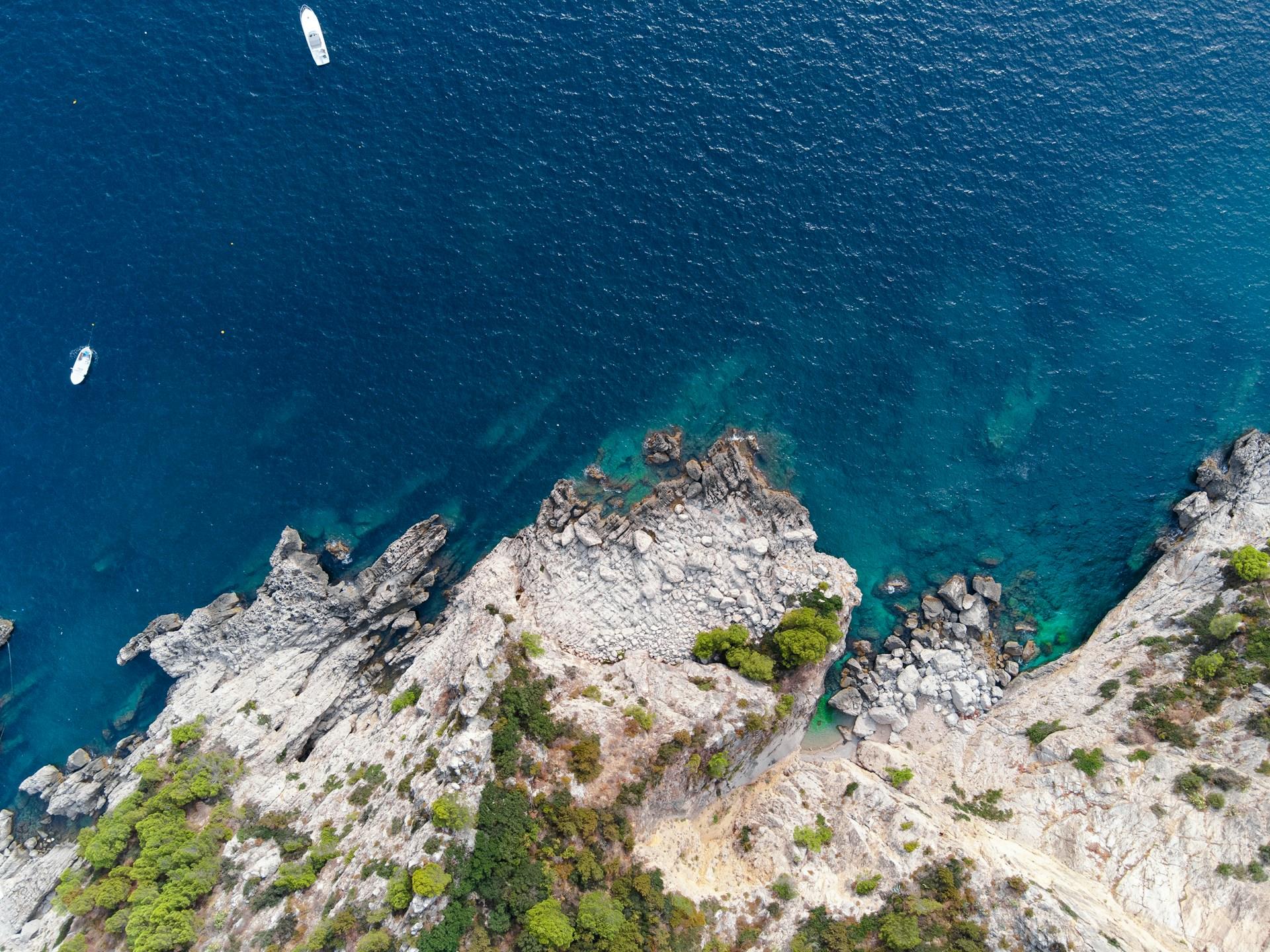 Mar da ilha de Capri.G