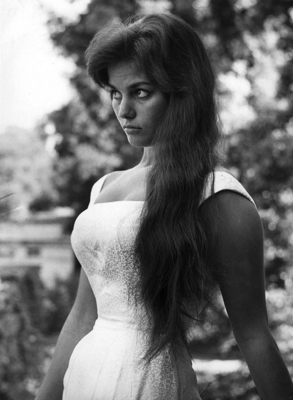 Claudia Cardinale artista italiana muito famosa