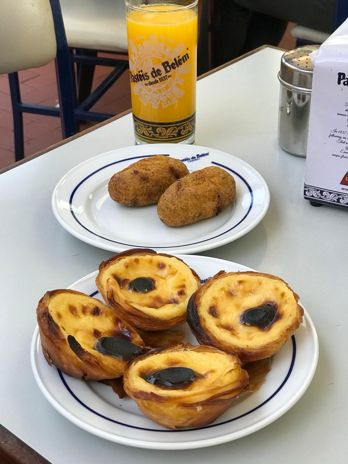 Foto de pastéis de nata ou pastel de Belém