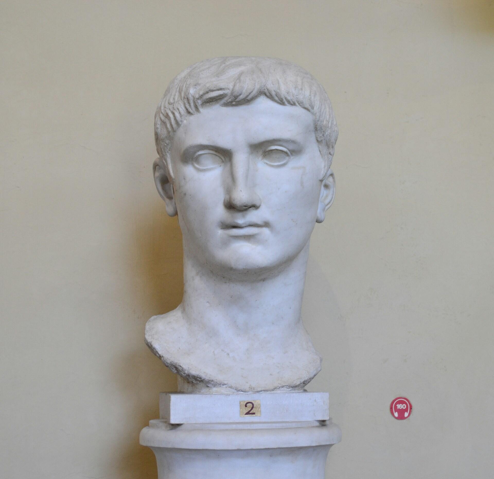 Busto do Constantino exposto no museu de Roma