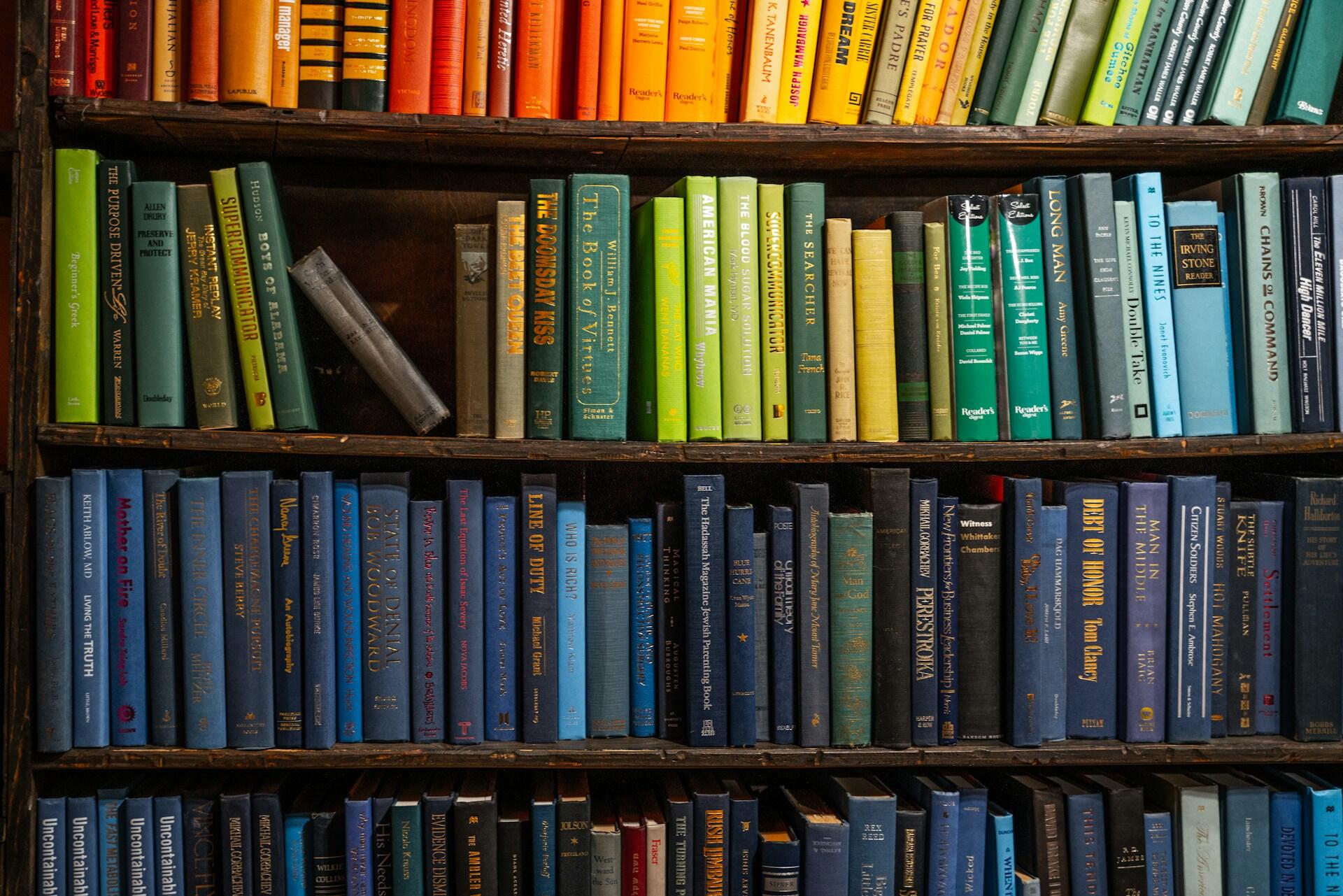 Livros com guias completos sobre o que é semântica e campo semântico