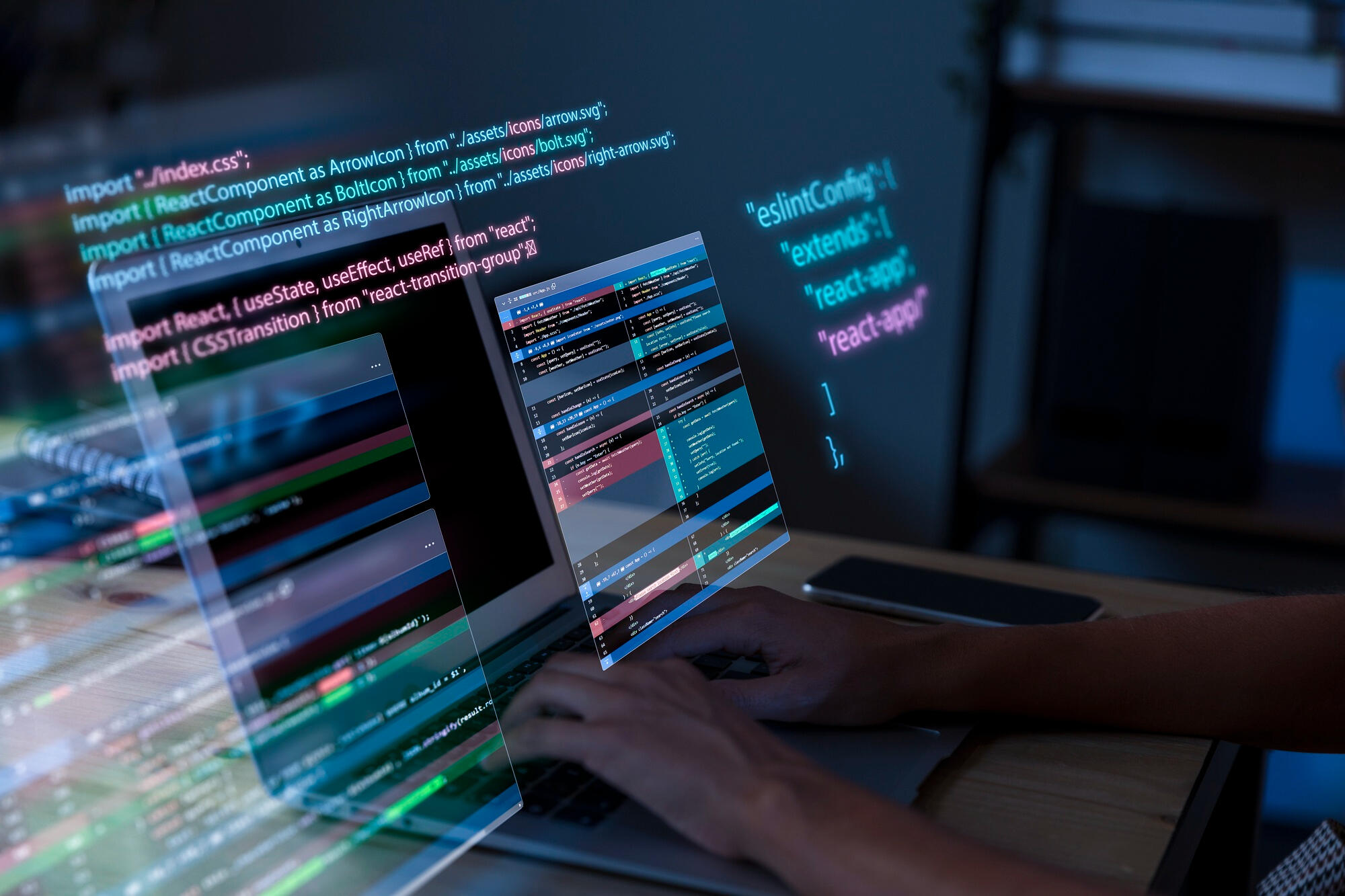 Pessoa digitando códigos de programação no computador.