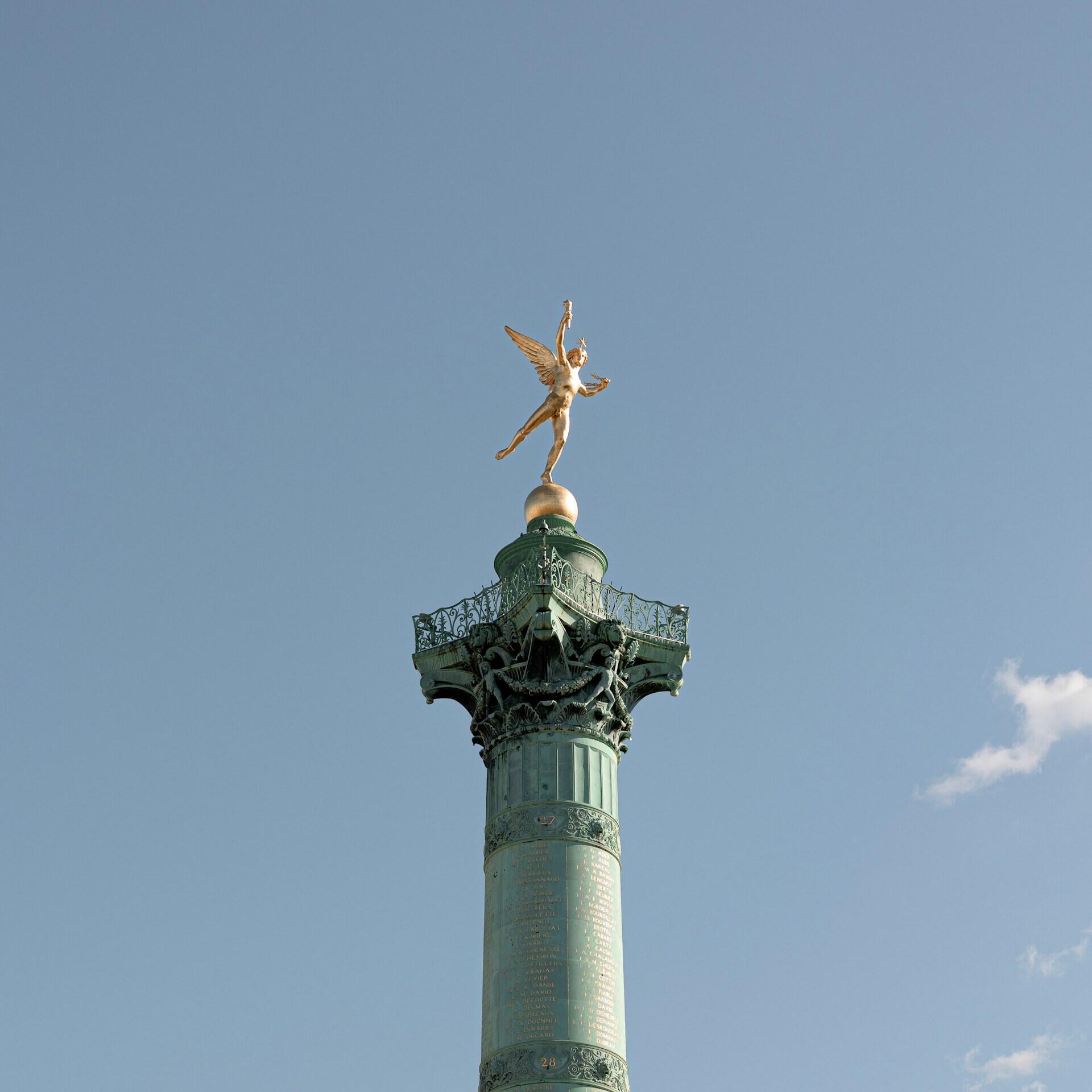 Estátua na atual Praça da Bastilha, em Paris.