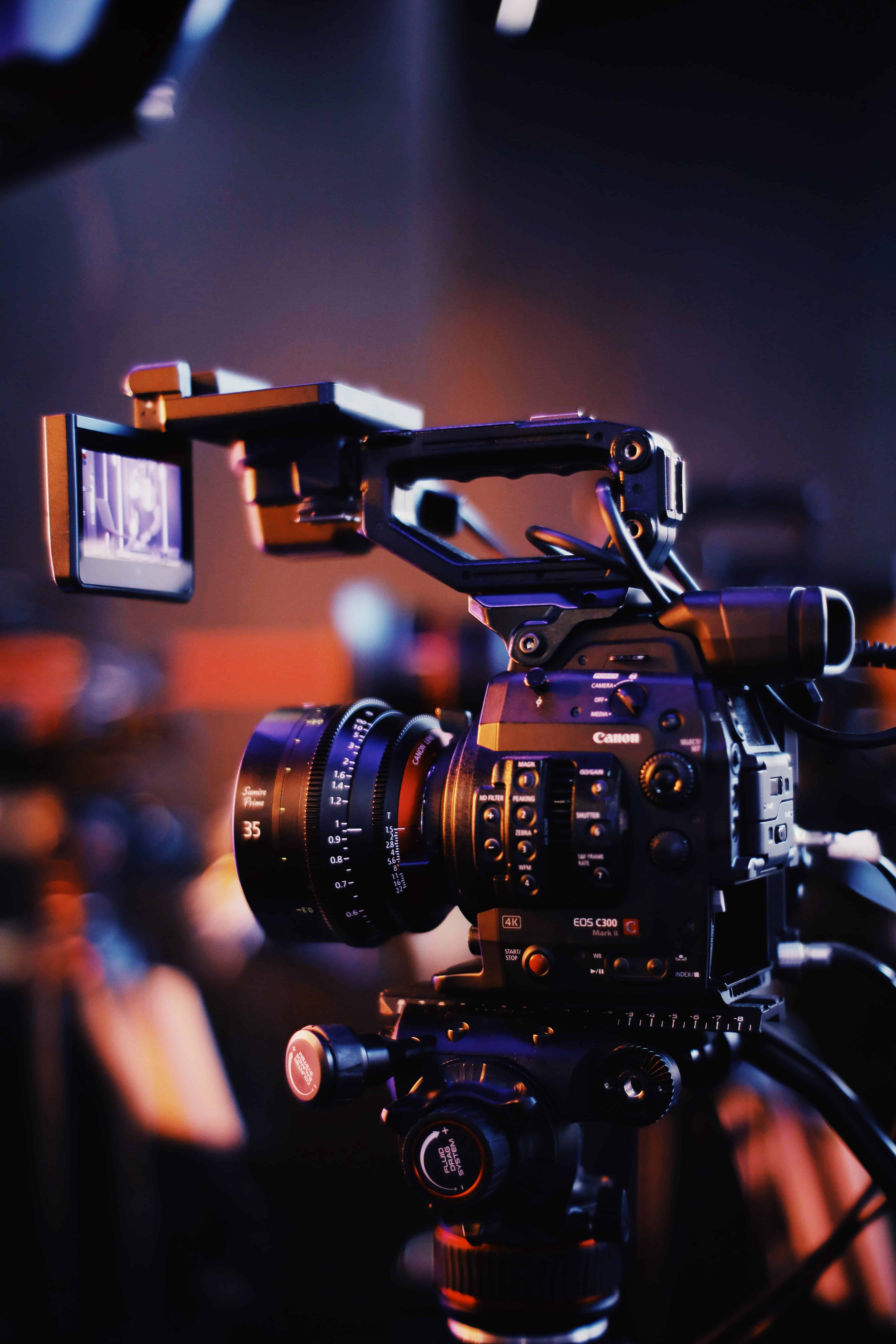 Are you ready to be on camera? Join an acting school to start your career.