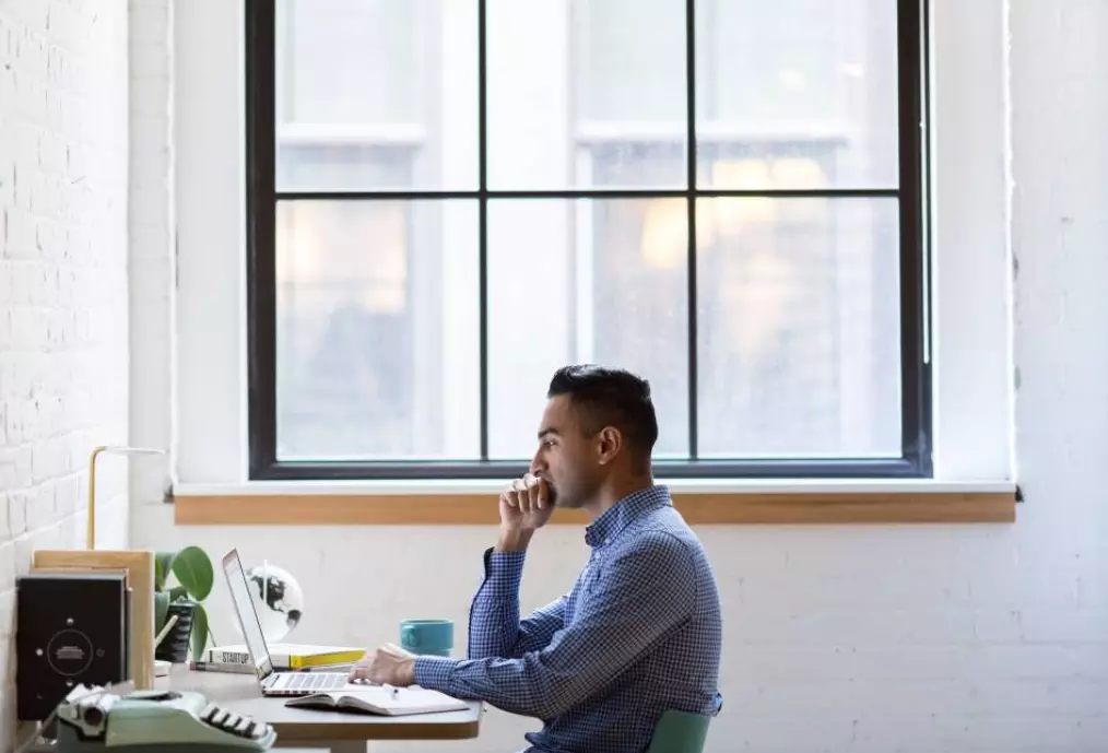 The best online tutors use the computer as a virtual whiteboard, bring all subjects to life. 