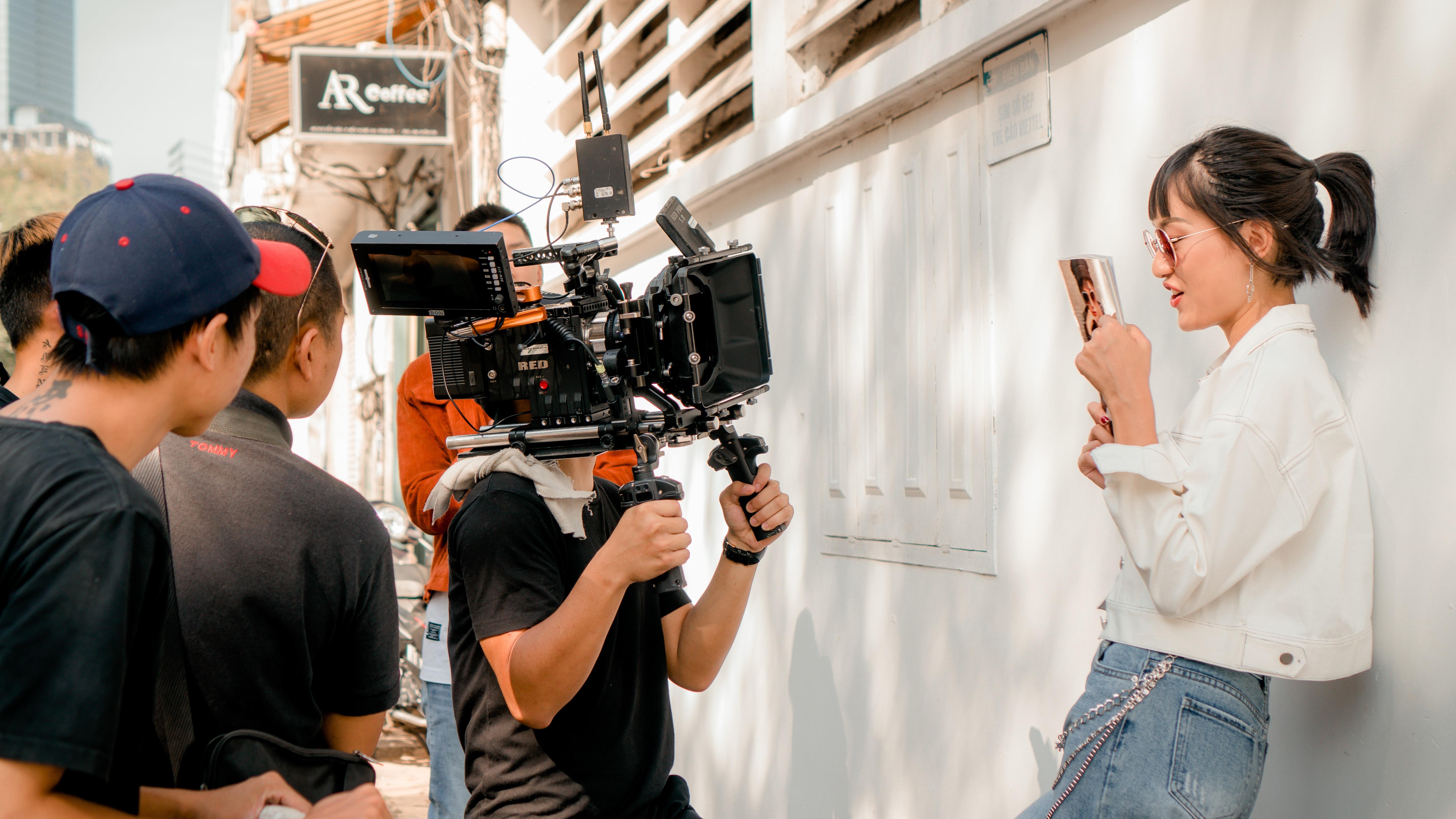 Opportunities are endless joining an acting class.