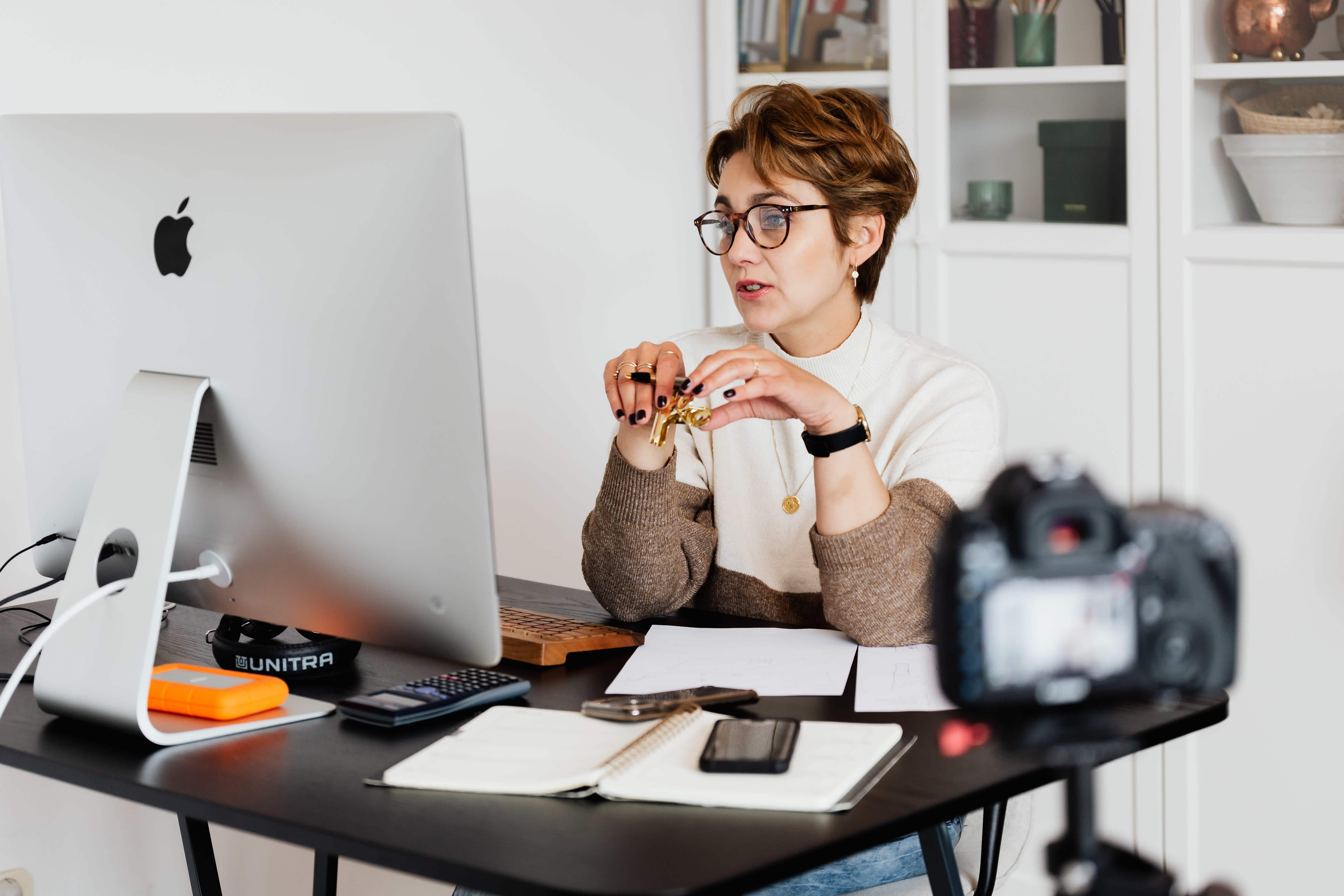 Teaching Italian online is becoming more popular.