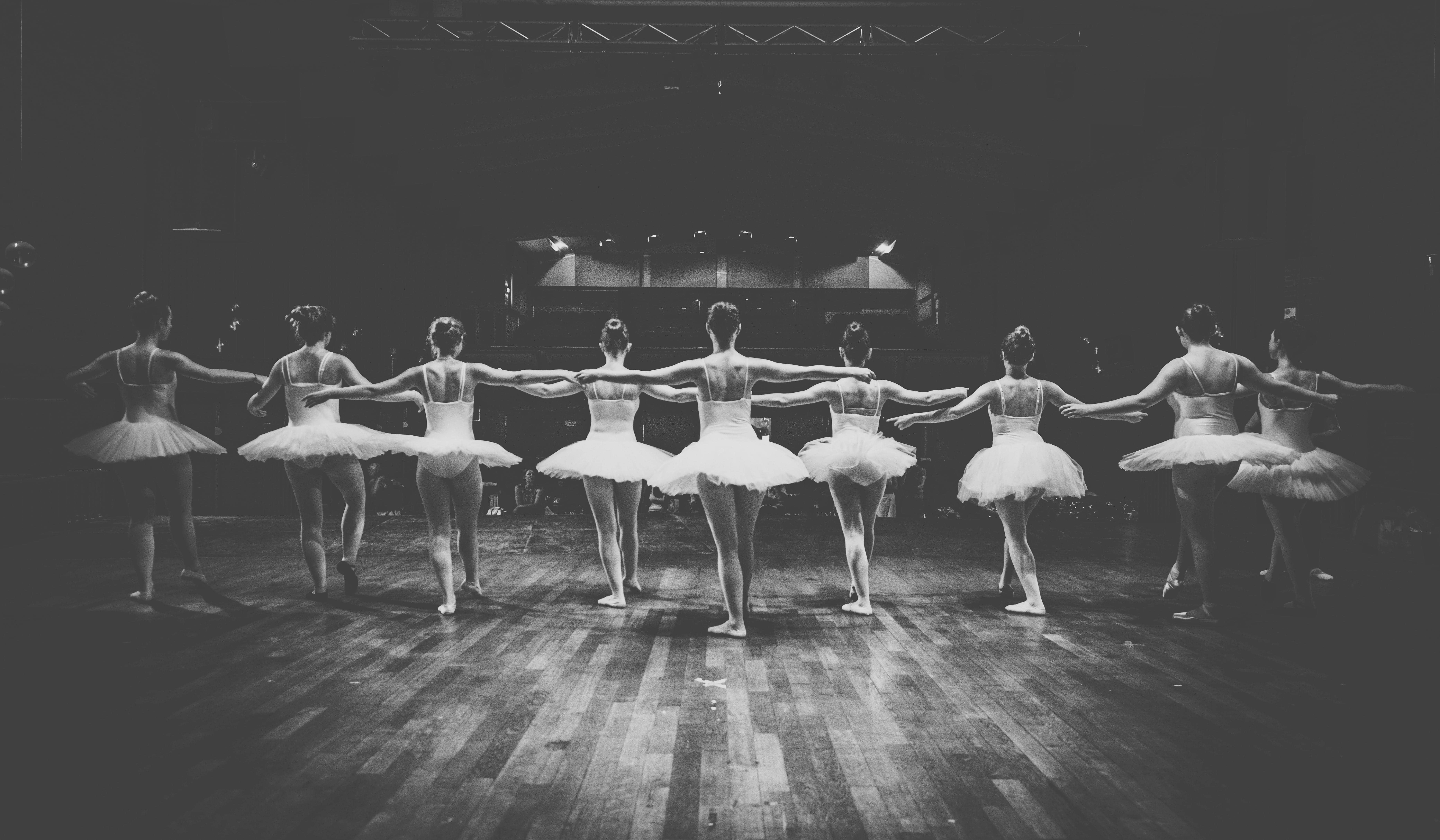 Girls dancing
