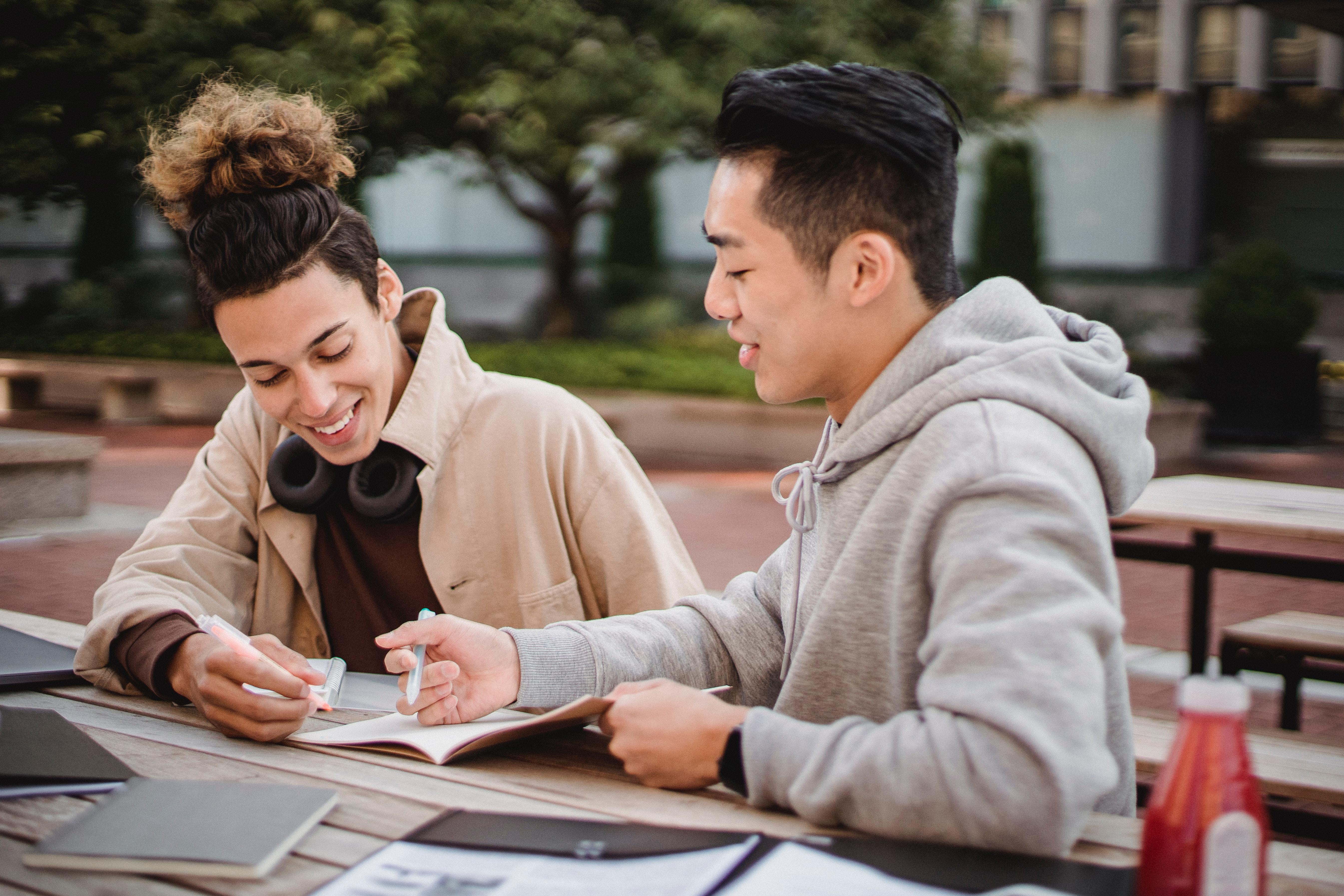 College/University students read around 300 words per minute.