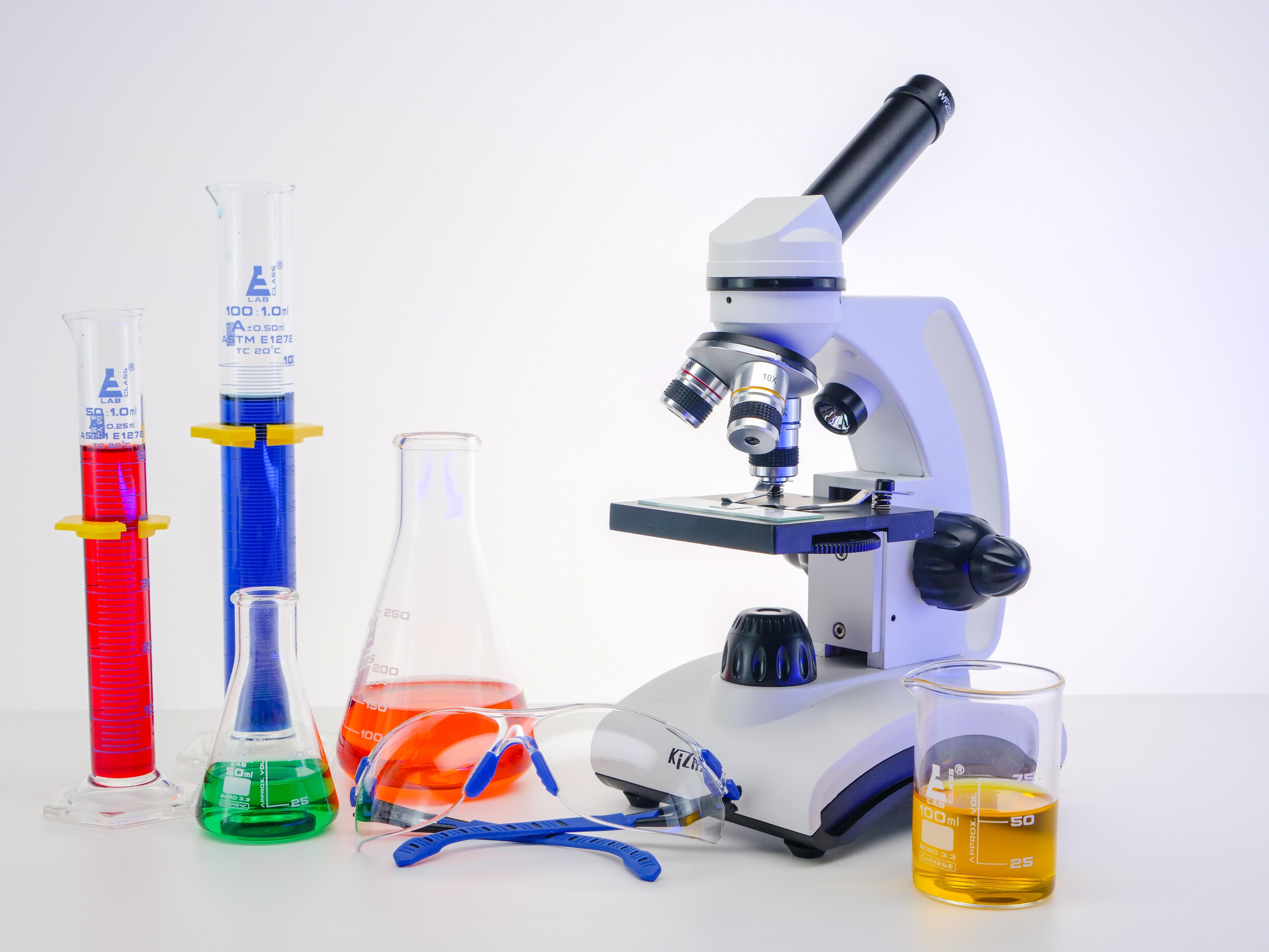 Chemistry lab tools