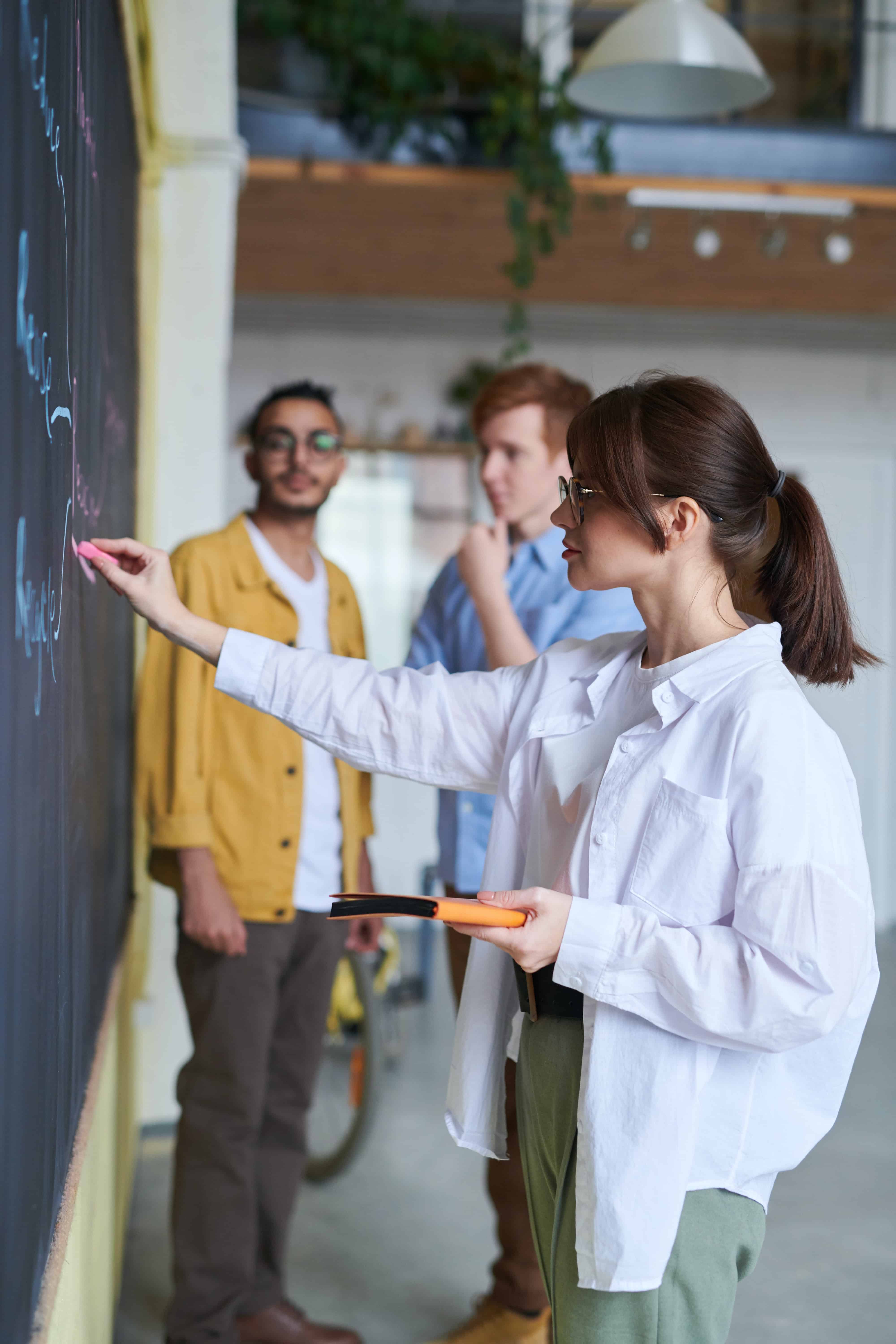 Teach ESL english and become ESL instructor in Canada
