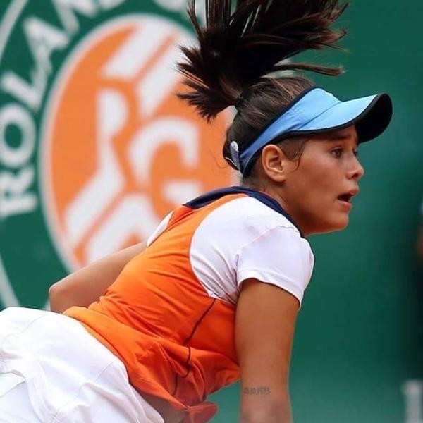 Professional Tennis player teaches on Superprof Brazil