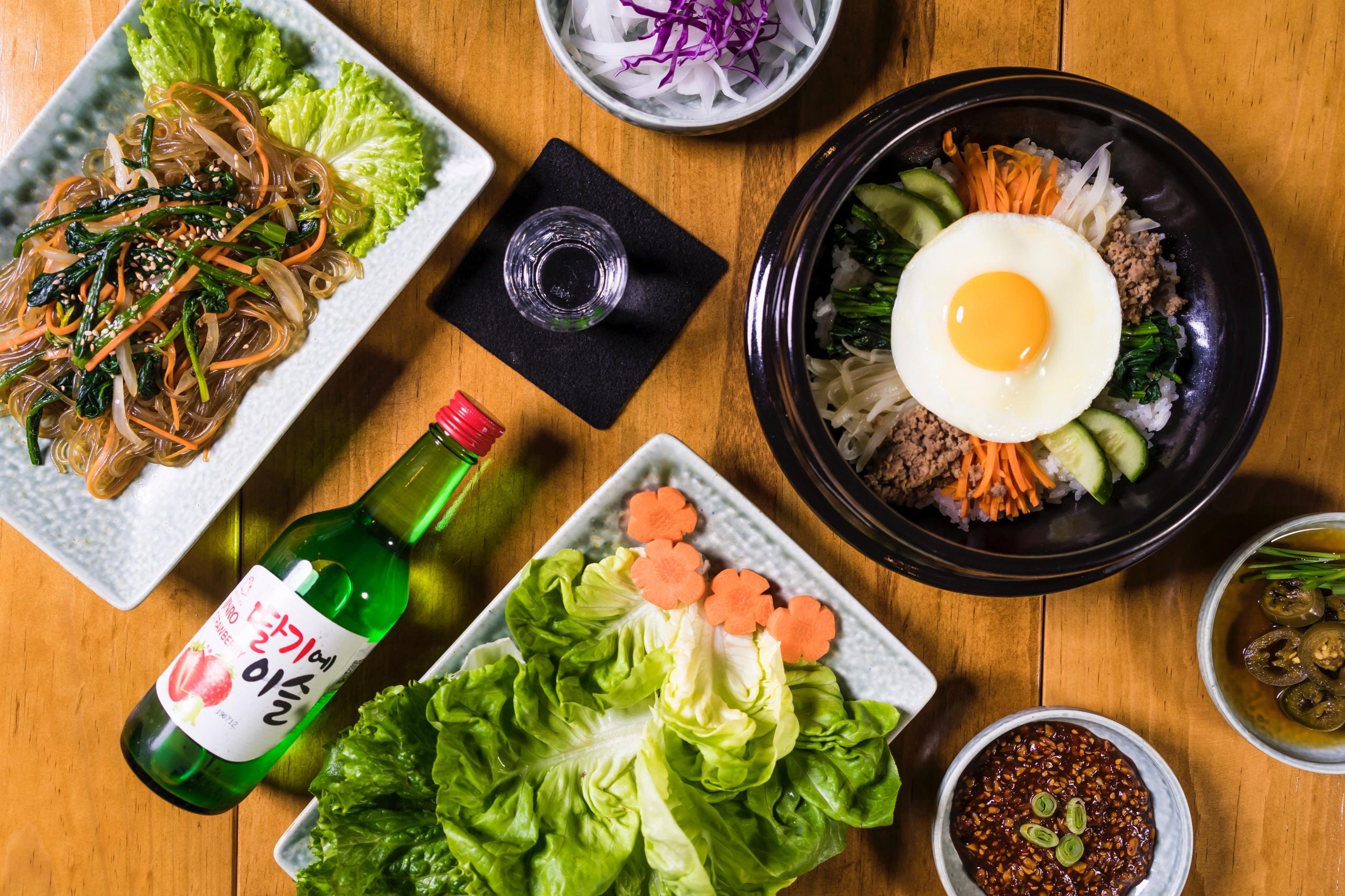 korean foods and drinks