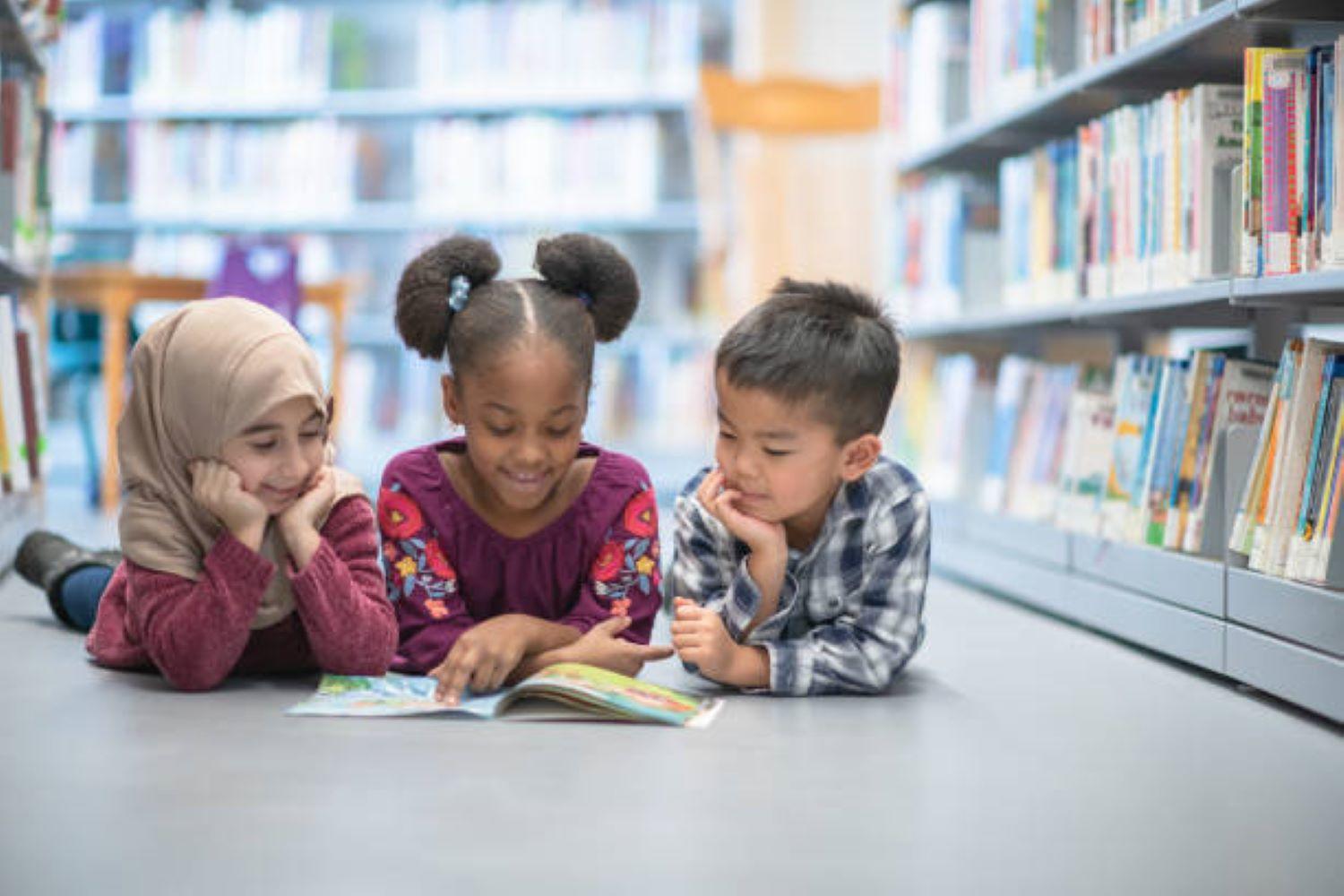 Kids reading a book