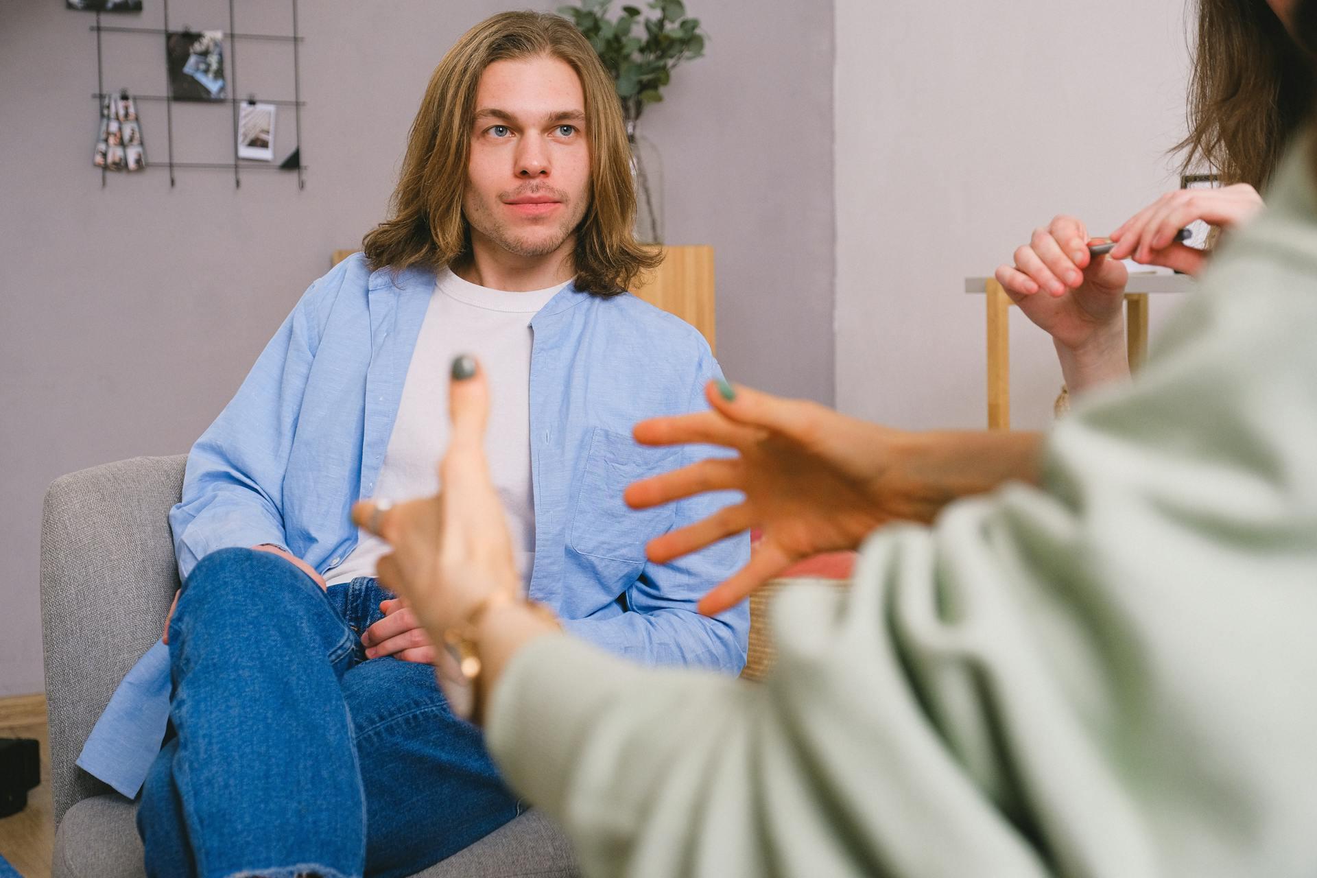 A psychologist explaining concepts to a patient.