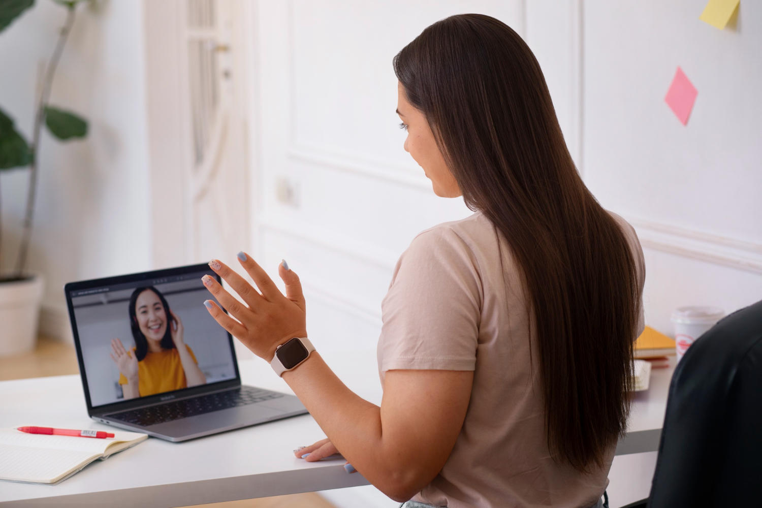 a student talking to her online tutor