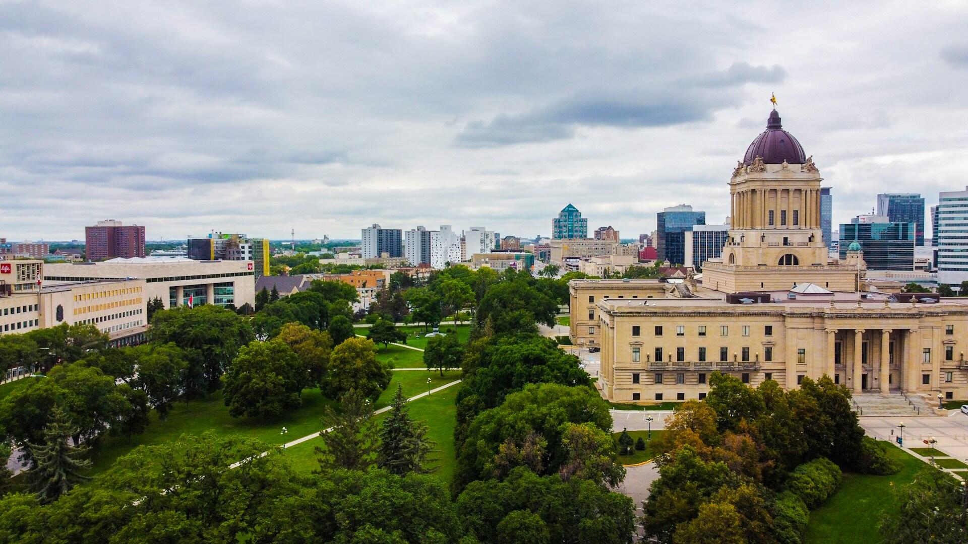 a lesgislature building of Winnipeg