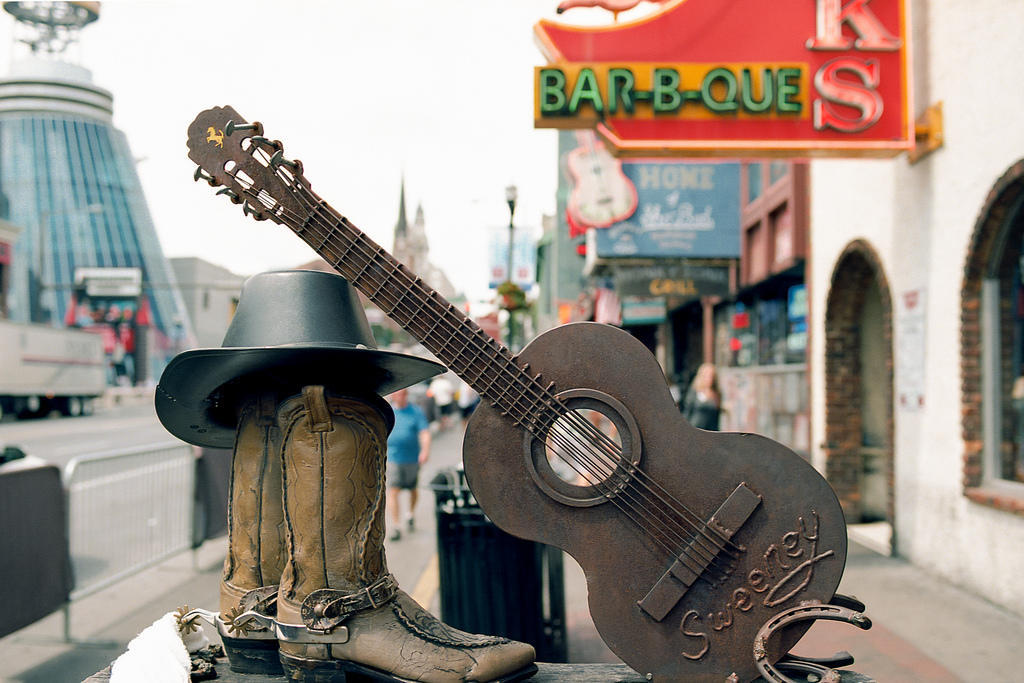 Places to play guitar in Nashville. Image: Visual Hunt