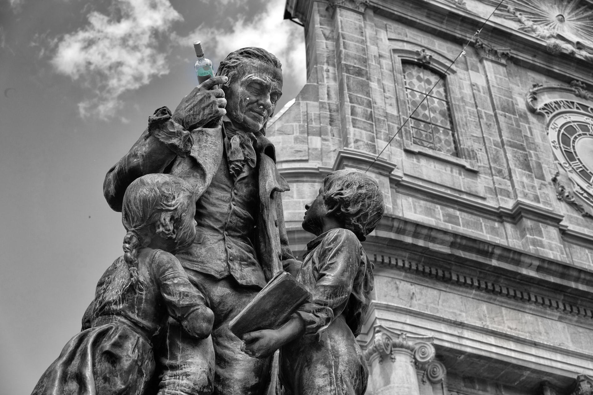 statue a yverdon les bains de Johann Heinrich Pestalozzi 