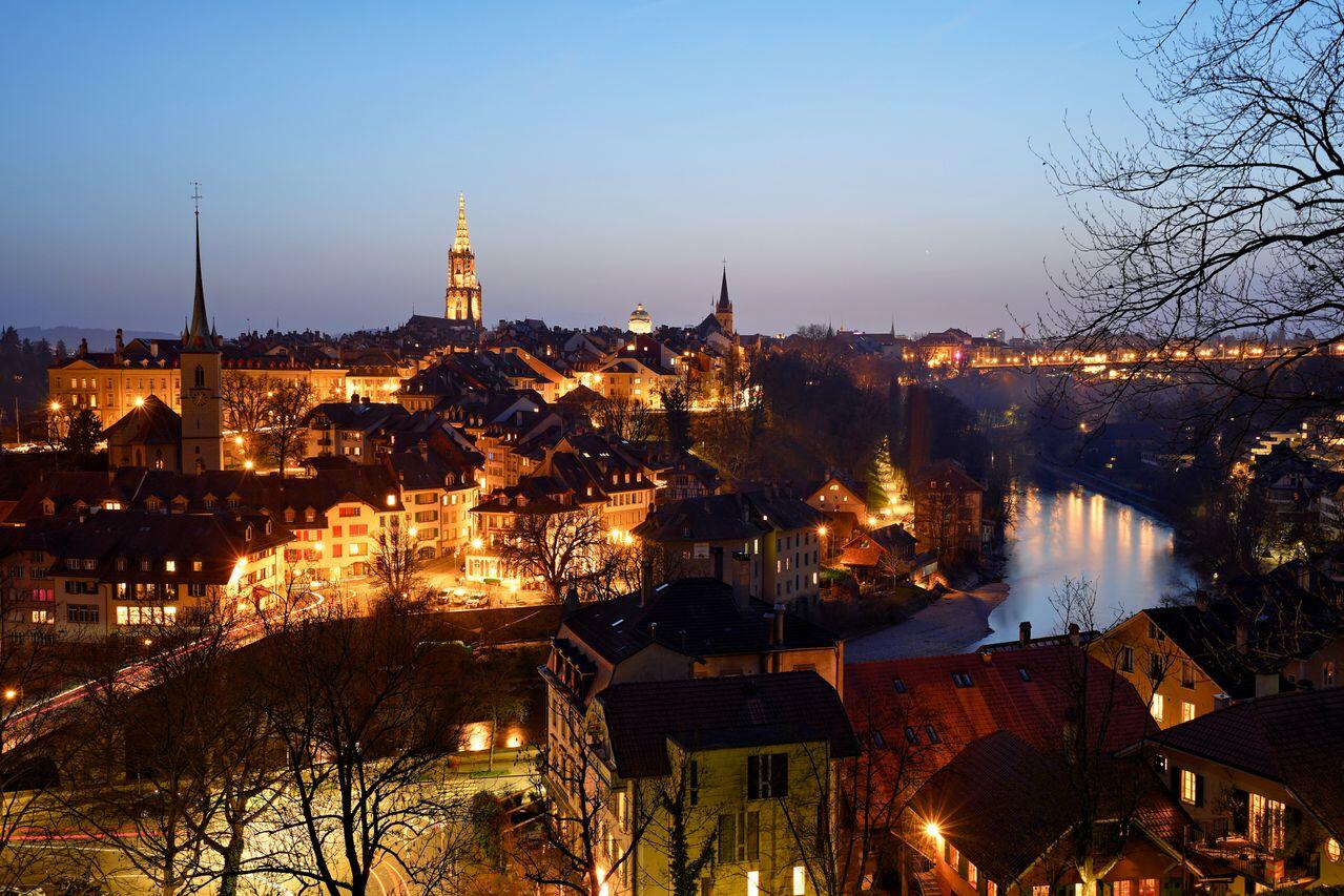 vue de berne la nuit