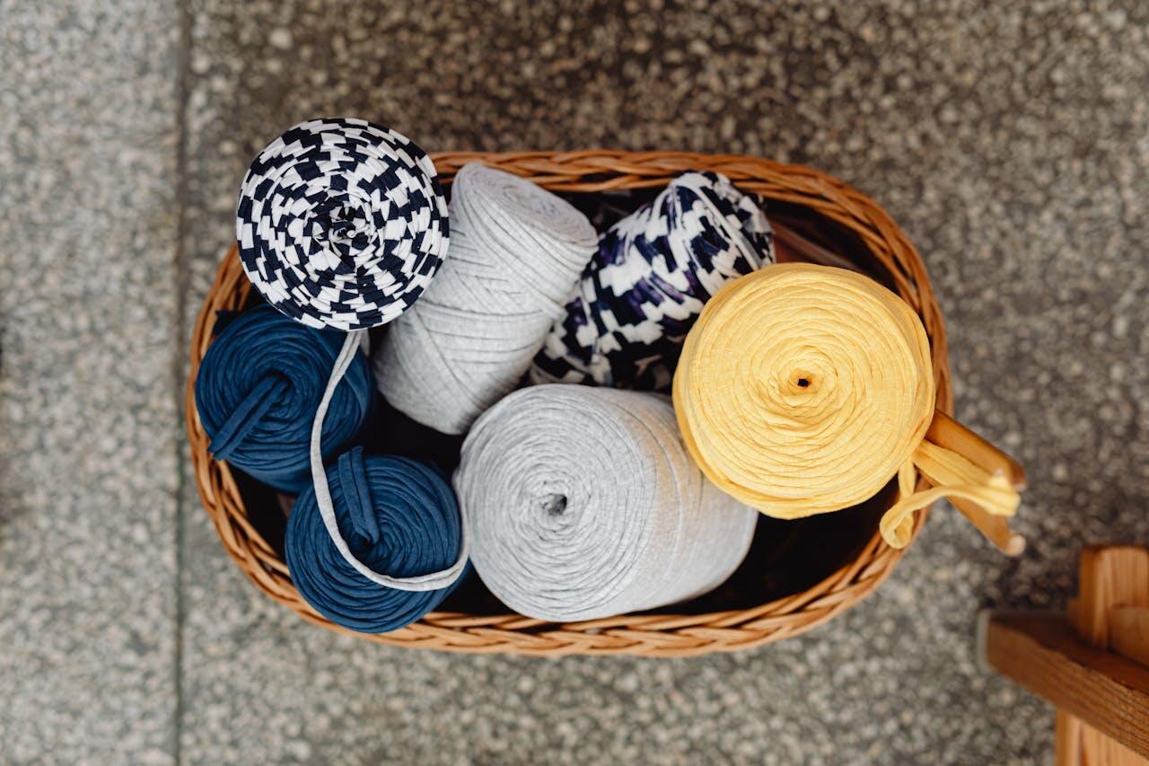 panier rempli de laine