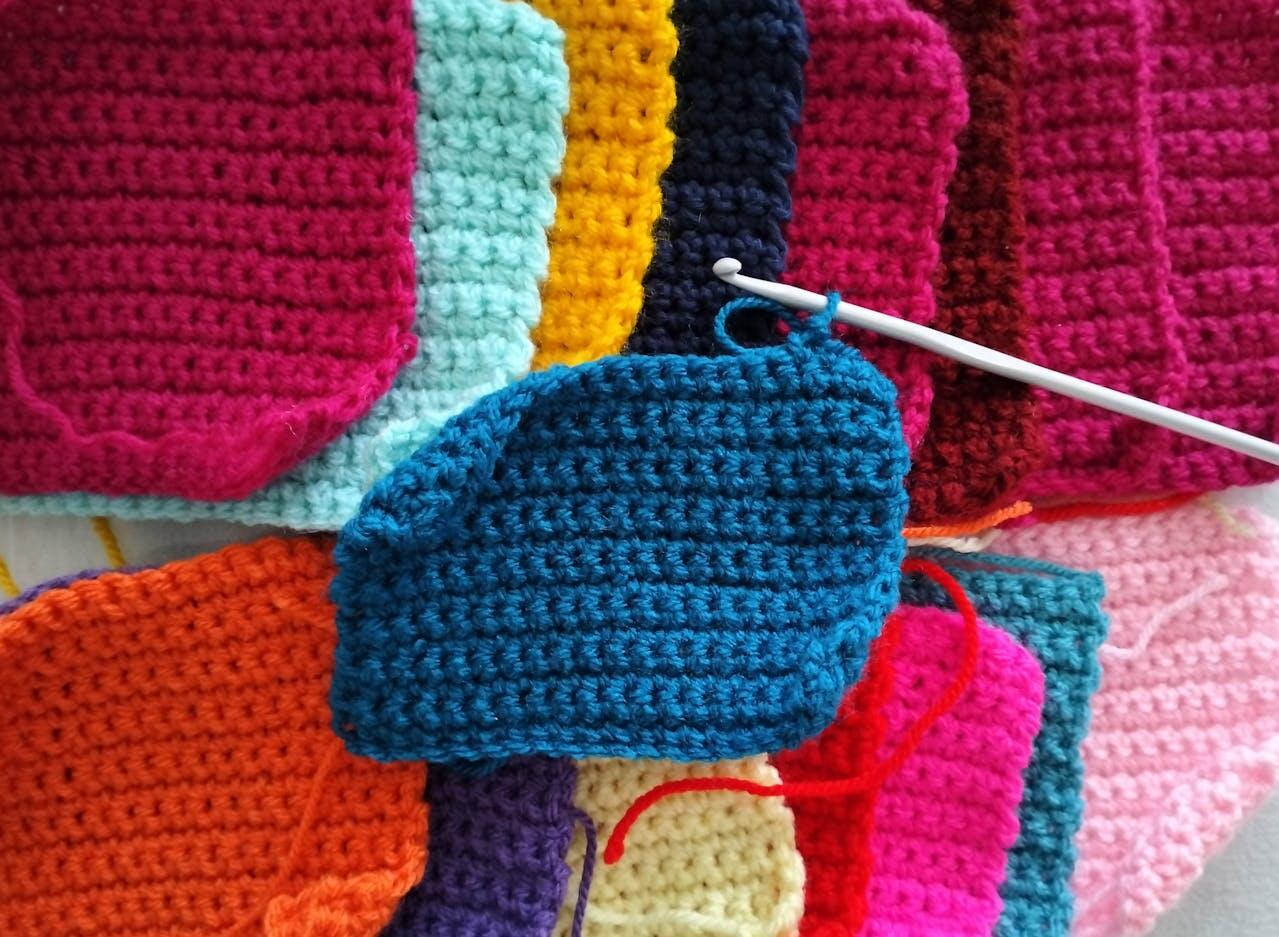 differents tissus colores crochetes