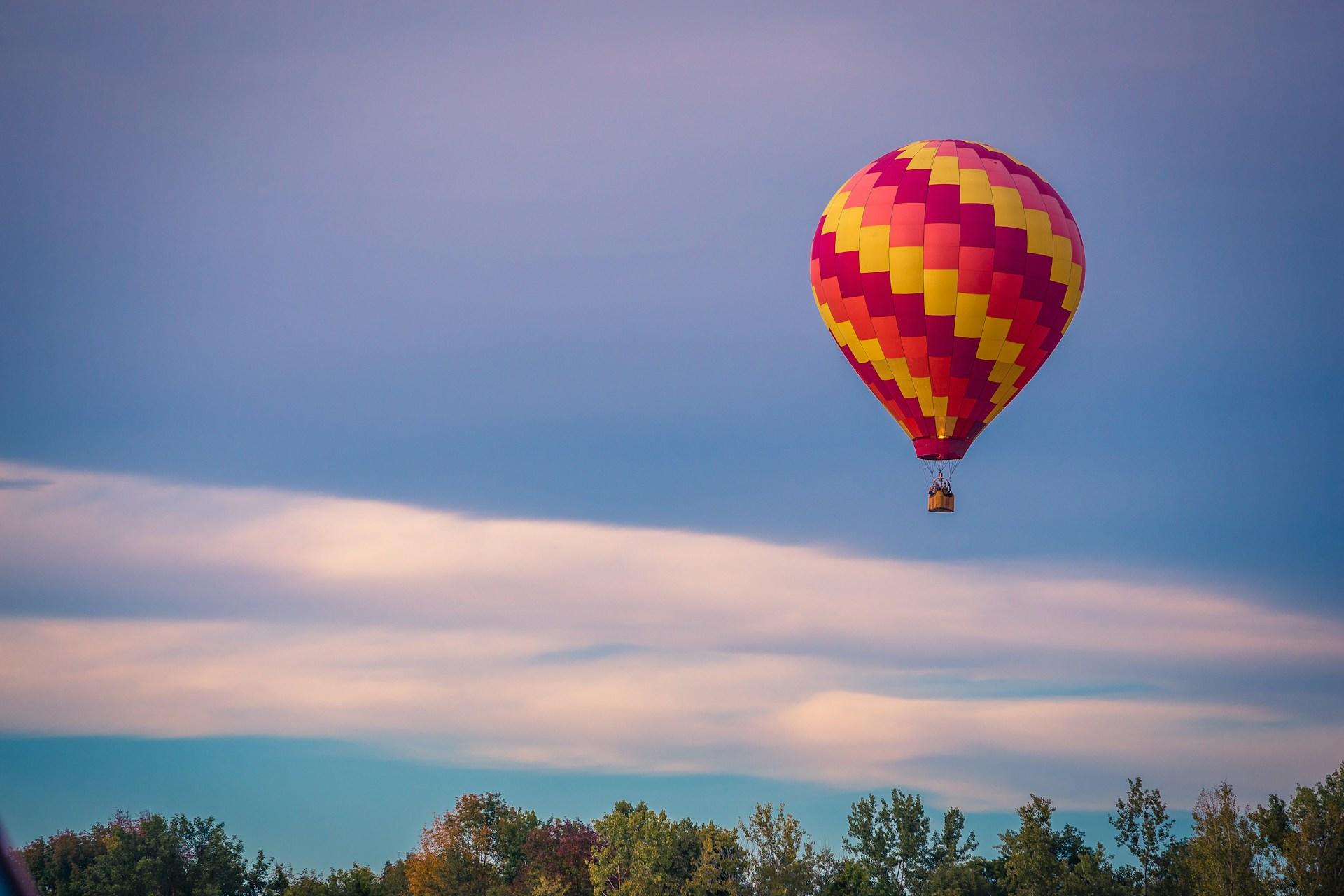 montgolfière-air-hauteurs-vent