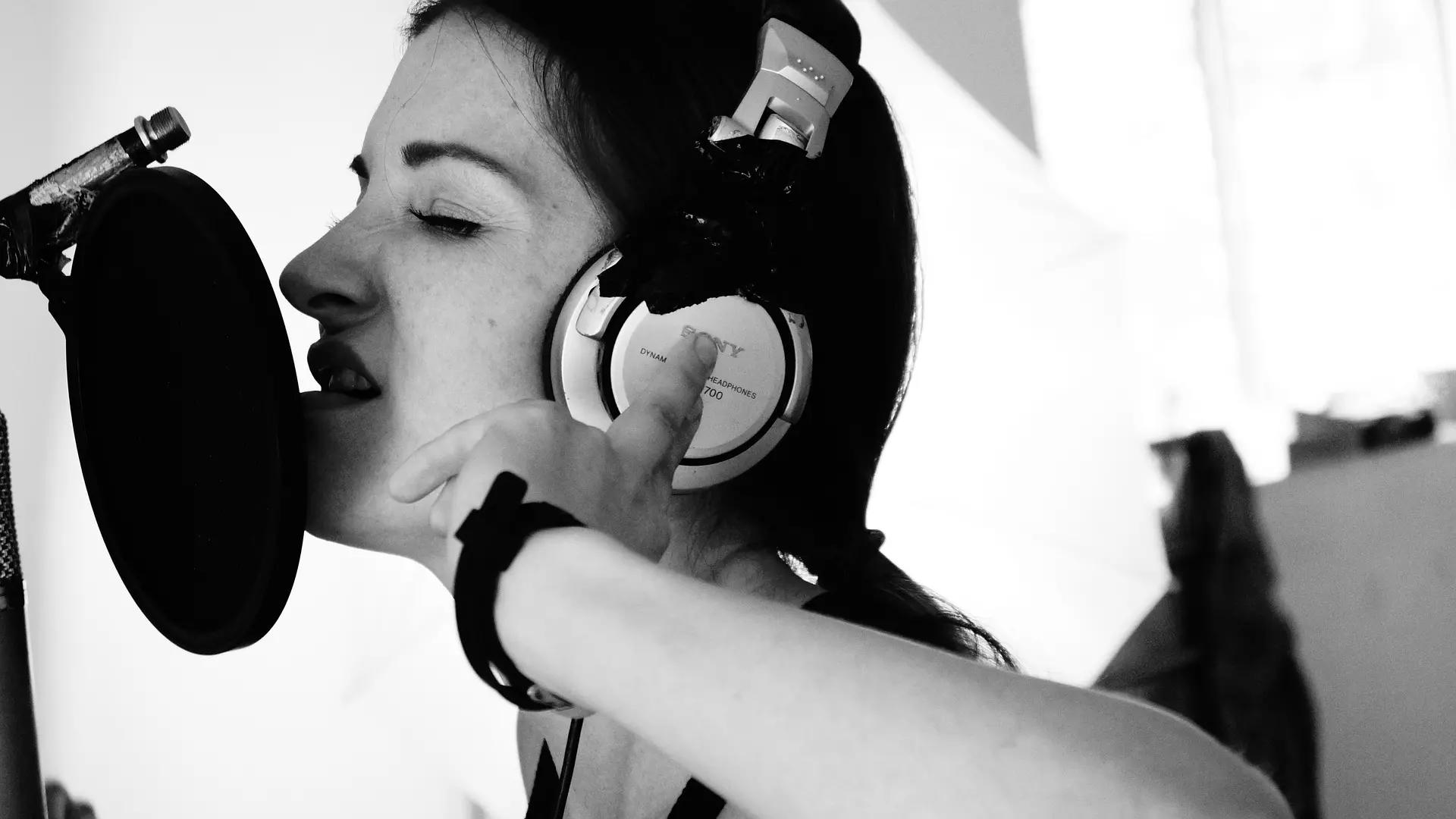 Où prendre un premier cours de chant en Suisse francophone ?