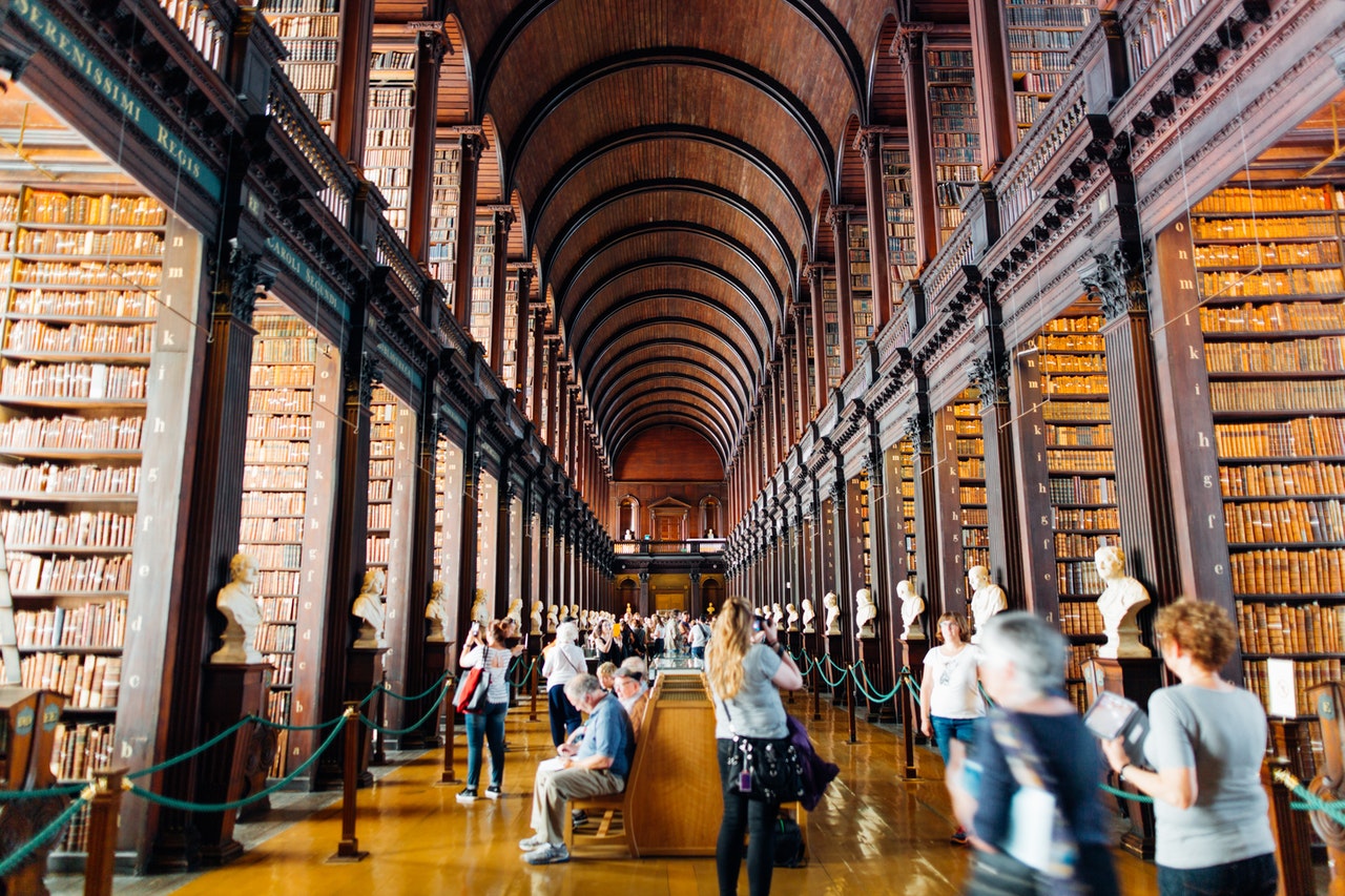 bibliotheque immense