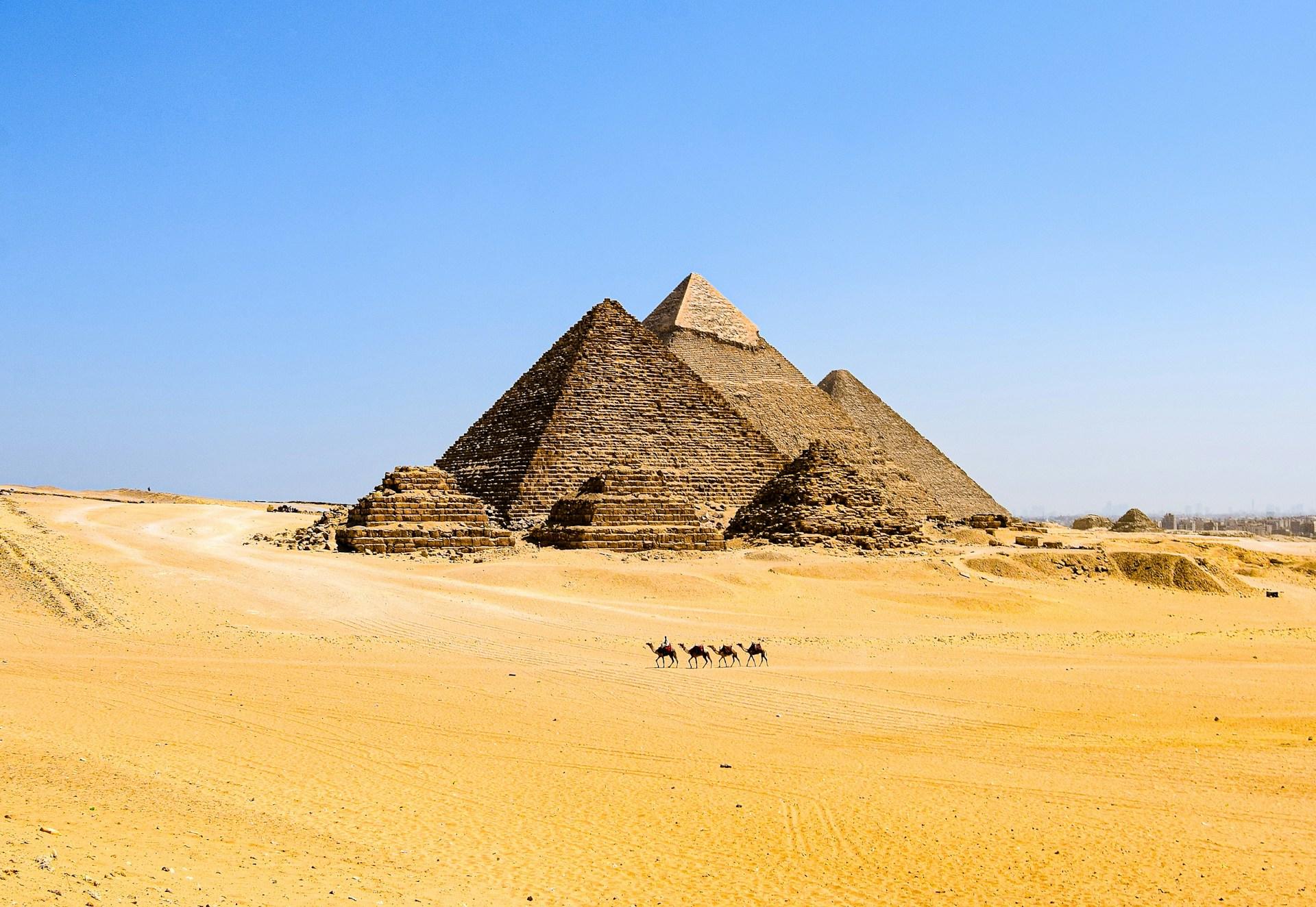 pyamides d'Egypte sable