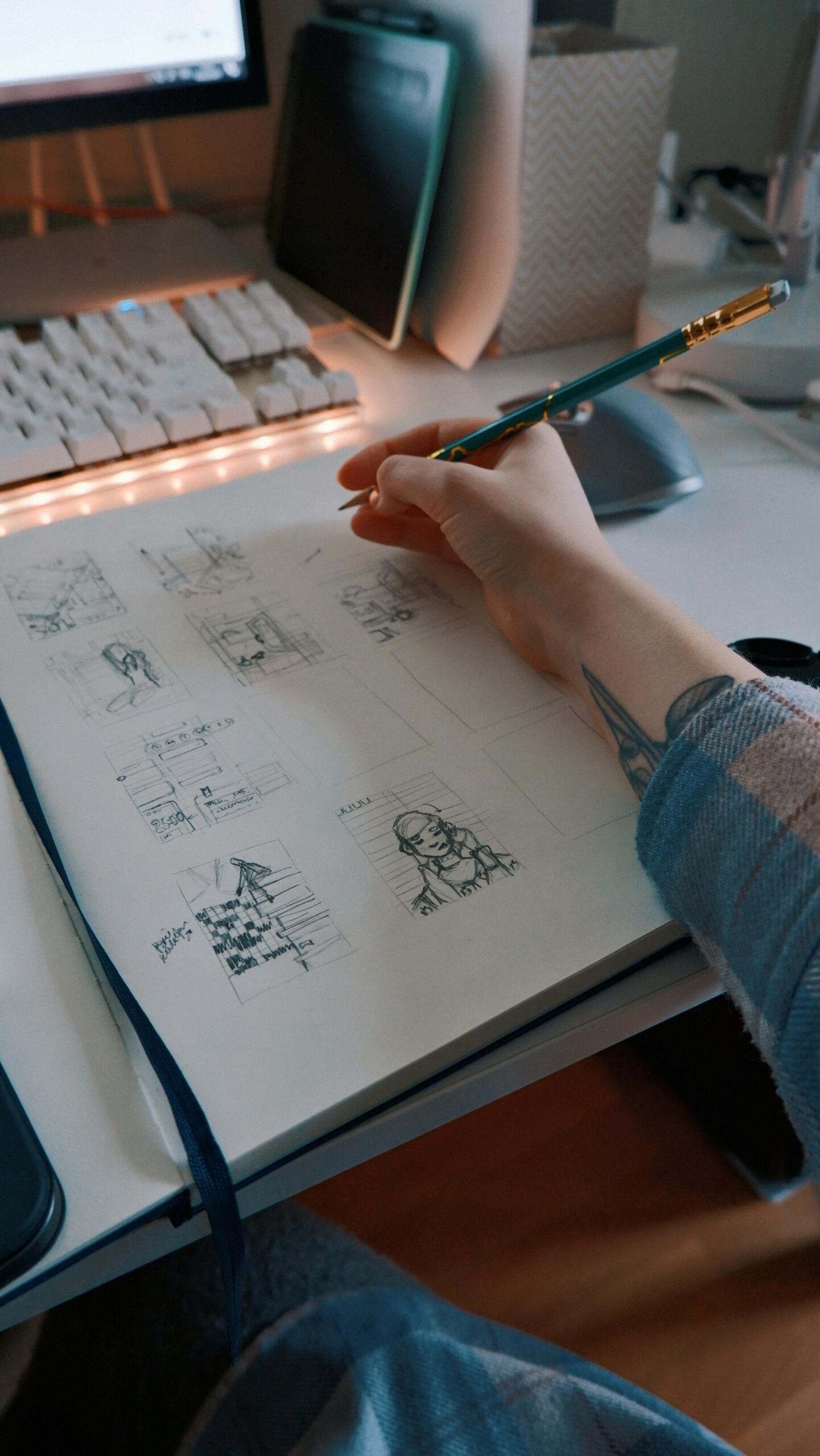 main dessinant