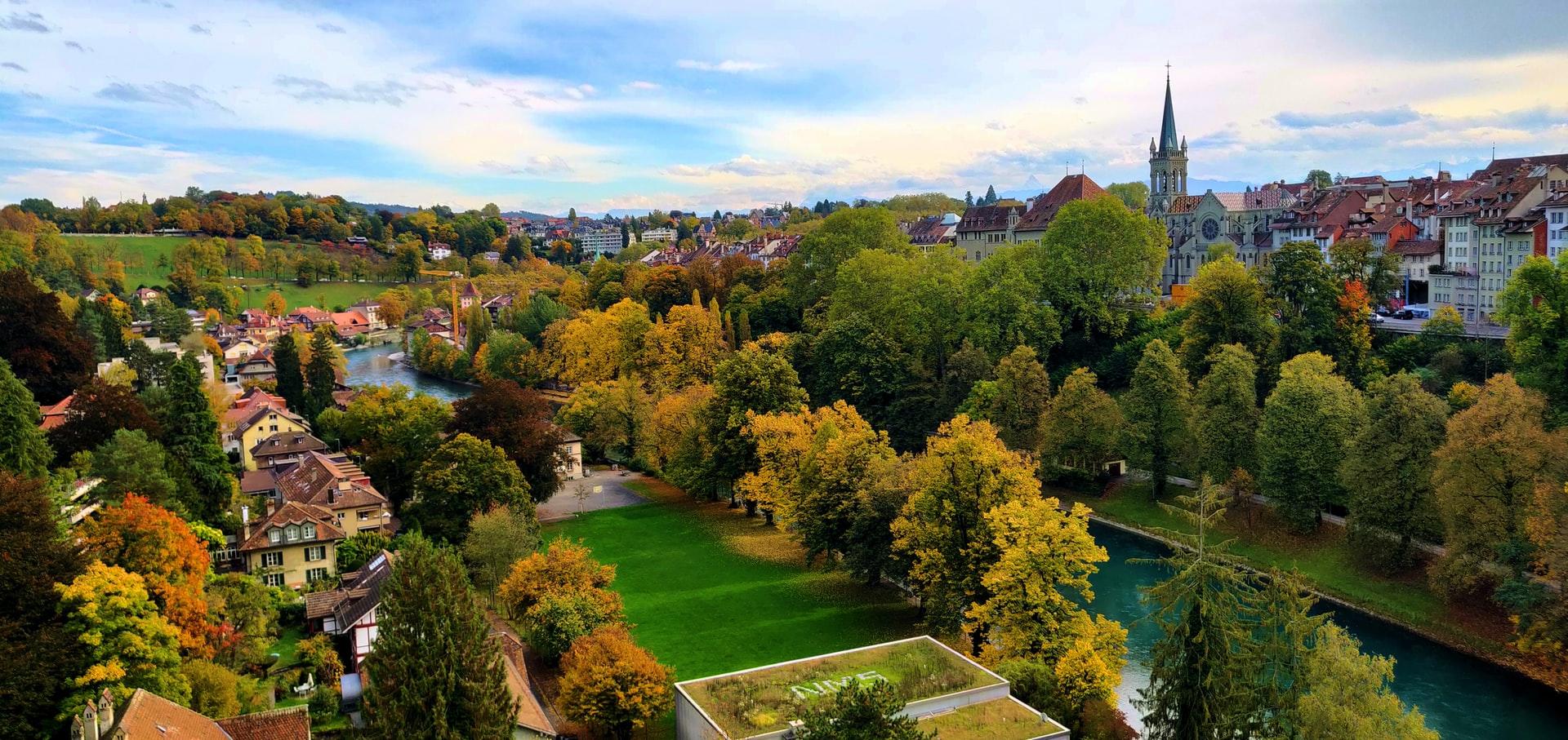 paysage aérien de la ville de berne en automne