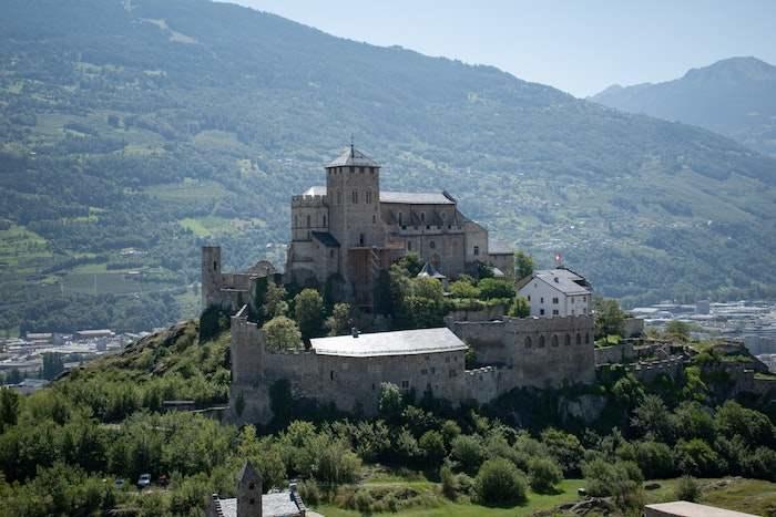 Vue du château de Sion