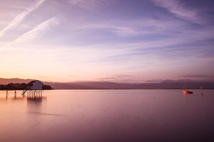 Coucher de soleil sur le lac de constance