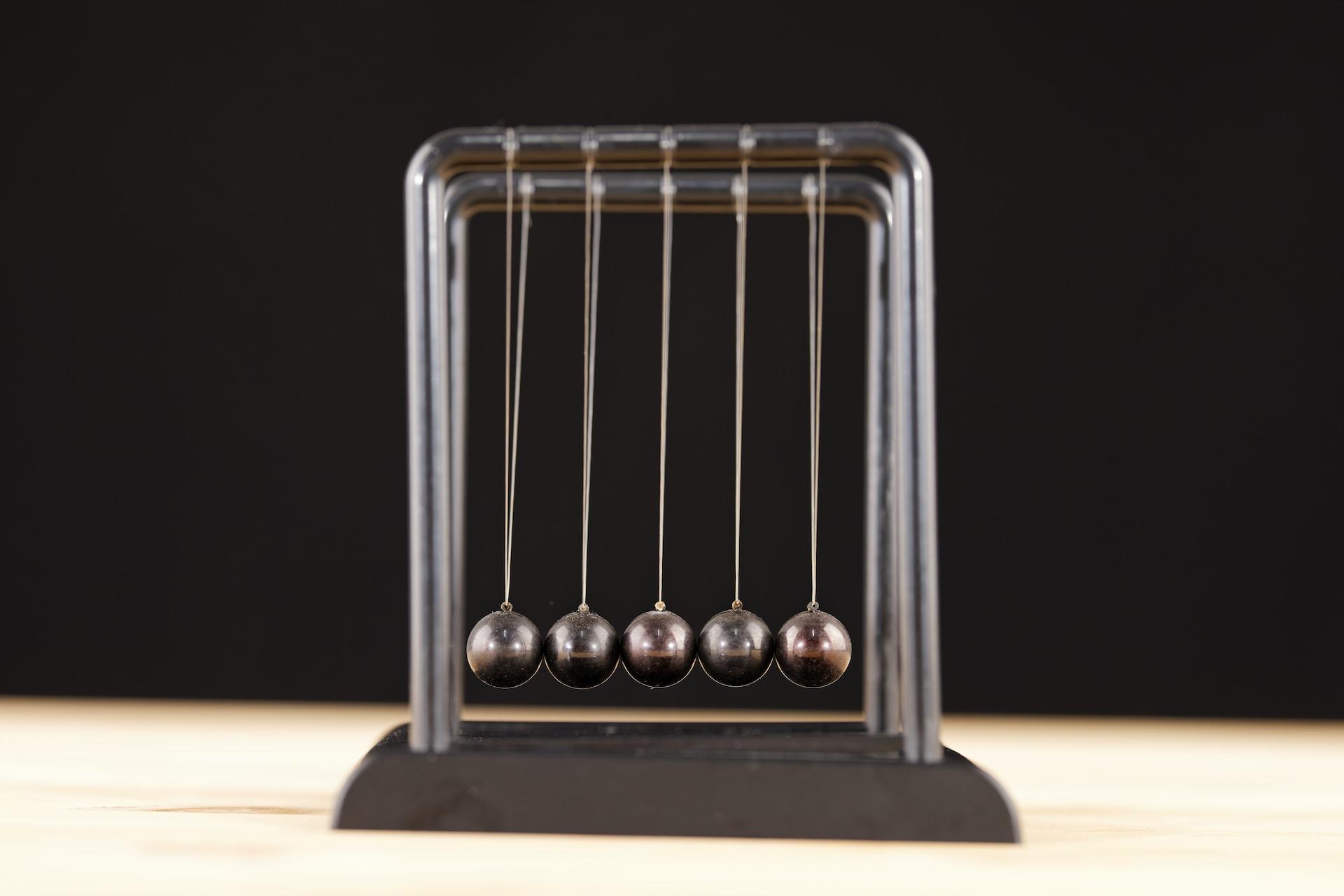 Un pendule de Newton