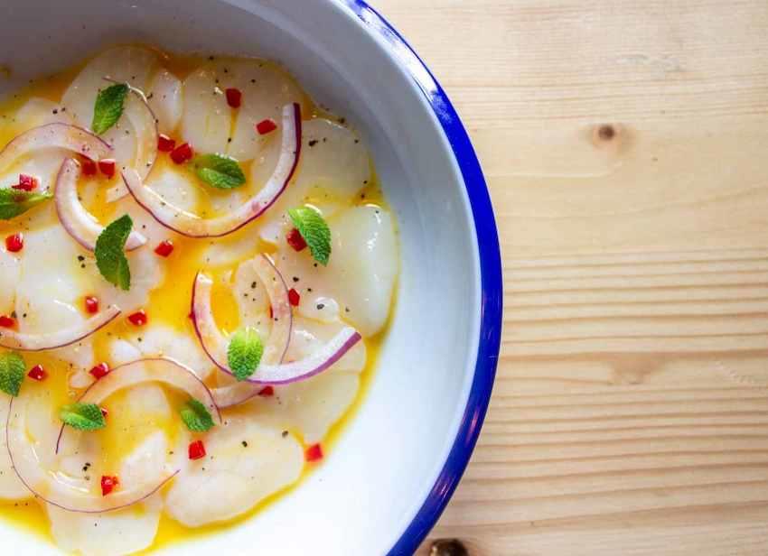 Un plat de ceviche