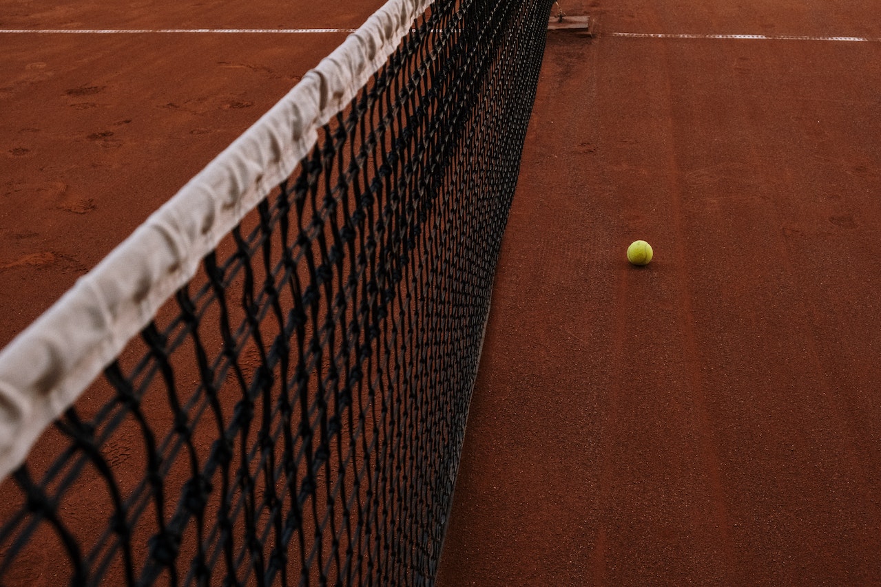 balle de tennis perdue un filet