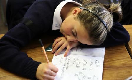 Comment être plus attentif pendant ses cours cours de maths ? 
