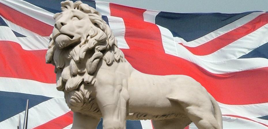 Acento británico y americano