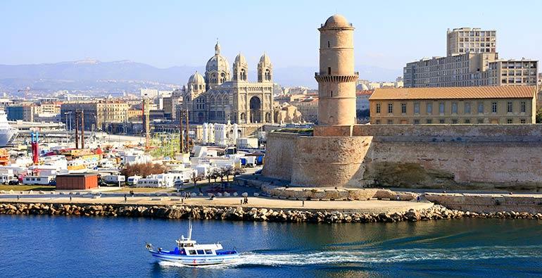 Pasar las vacaciones de verano en la costa mediterránea