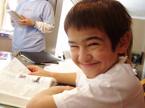 Los niños pueden aprender divirtiéndose.