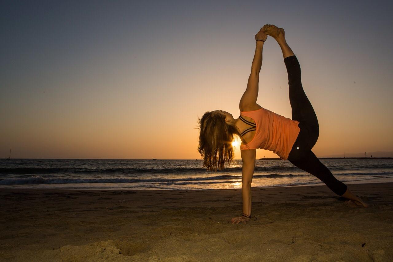 no te olvides de practicar yoga cuando estes de vacaciones