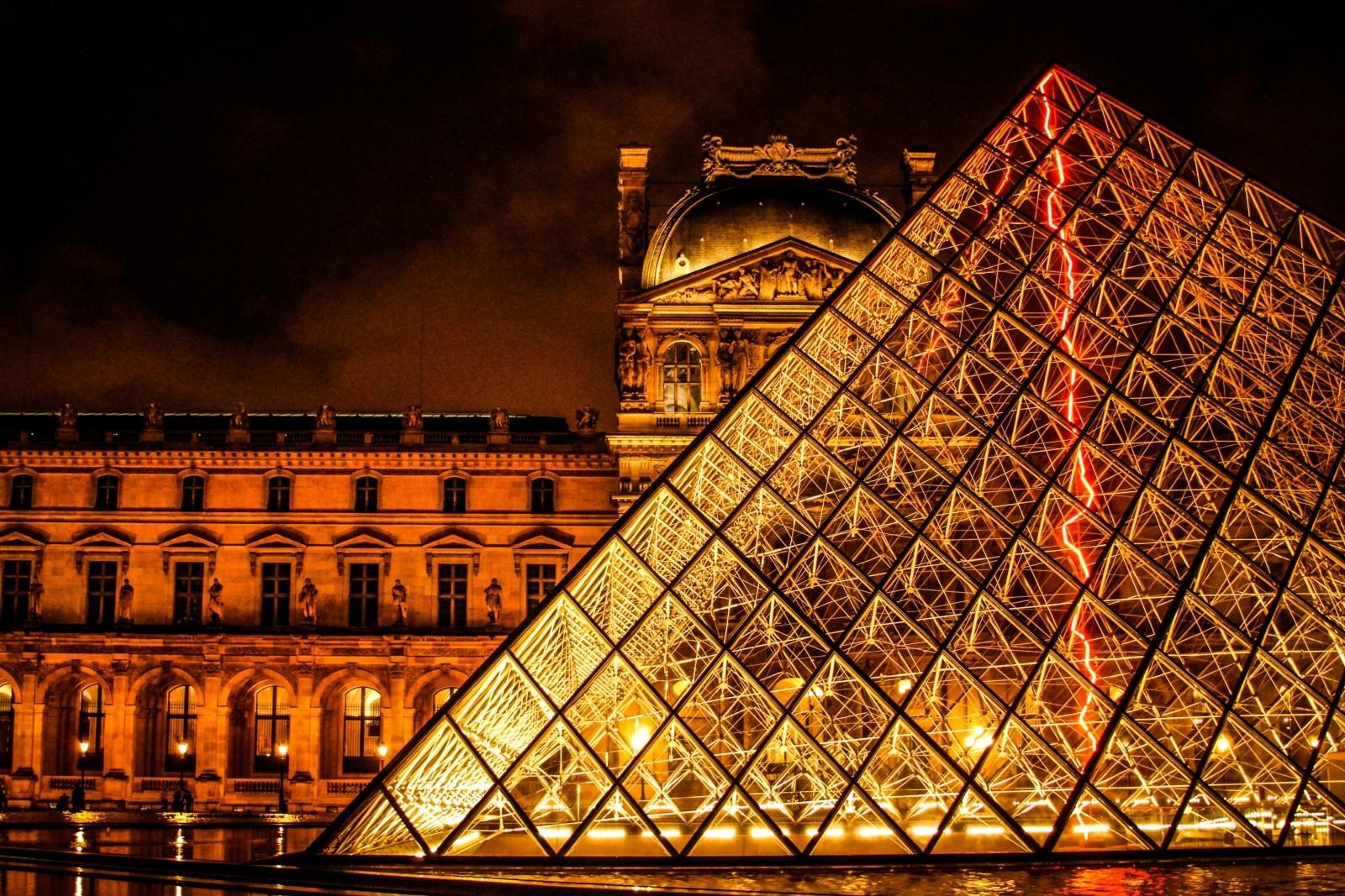 Leer y ampliar tu cultura en lengua francesa.